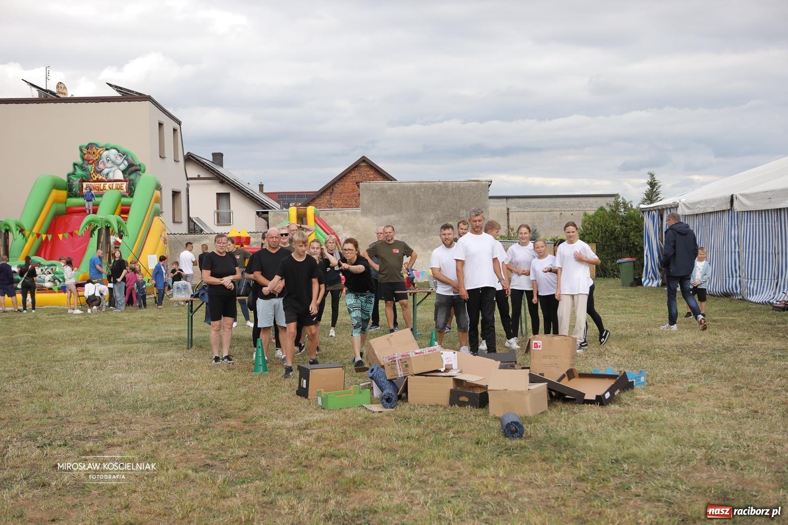 Zdjęcie w galerii na portalu naszraciborz.pl: Turniej sołectw w Krzanowicach: sportowa rywalizacja i integracja ponad granicami wiadomości z regionu