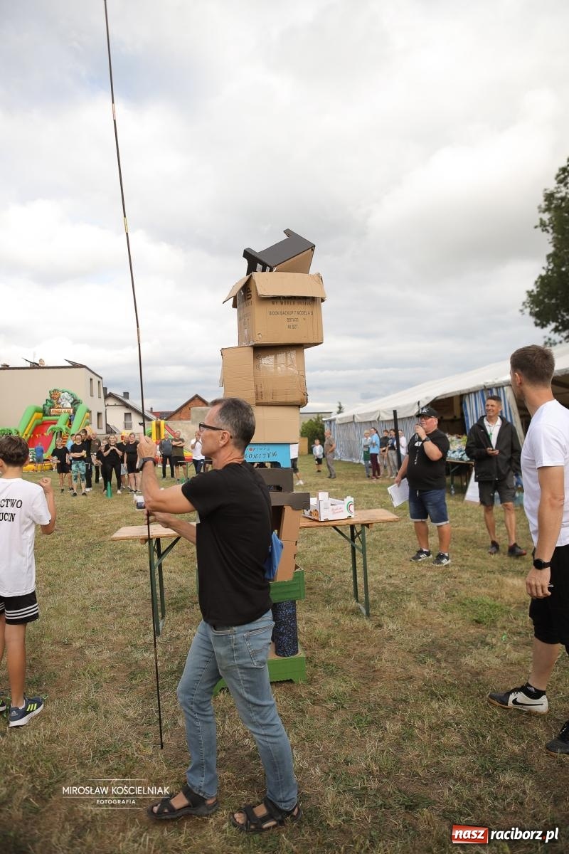 Zdjęcie w galerii na portalu naszraciborz.pl: Turniej sołectw w Krzanowicach: sportowa rywalizacja i integracja ponad granicami wiadomości z regionu