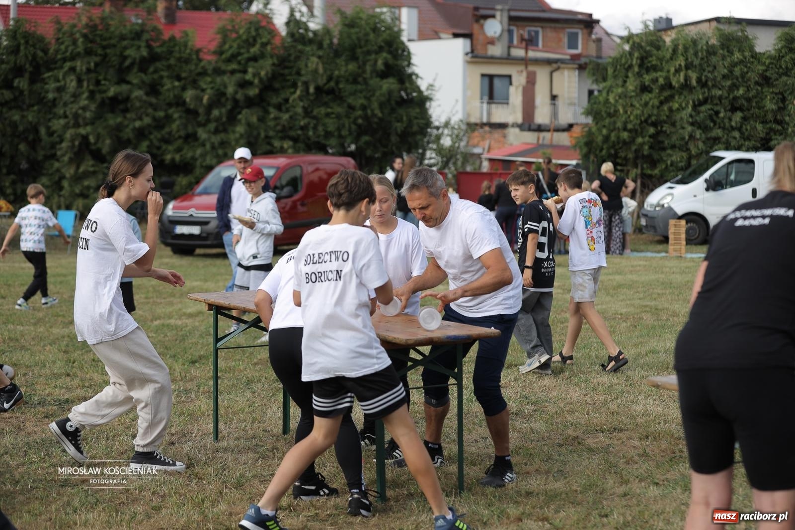 Zdjęcie w galerii na portalu naszraciborz.pl: Turniej sołectw w Krzanowicach: sportowa rywalizacja i integracja ponad granicami wiadomości z regionu