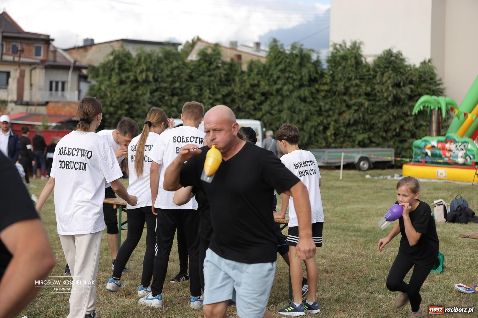 Zdjęcie w galerii na portalu naszraciborz.pl: Turniej sołectw w Krzanowicach: sportowa rywalizacja i integracja ponad granicami wiadomości z regionu