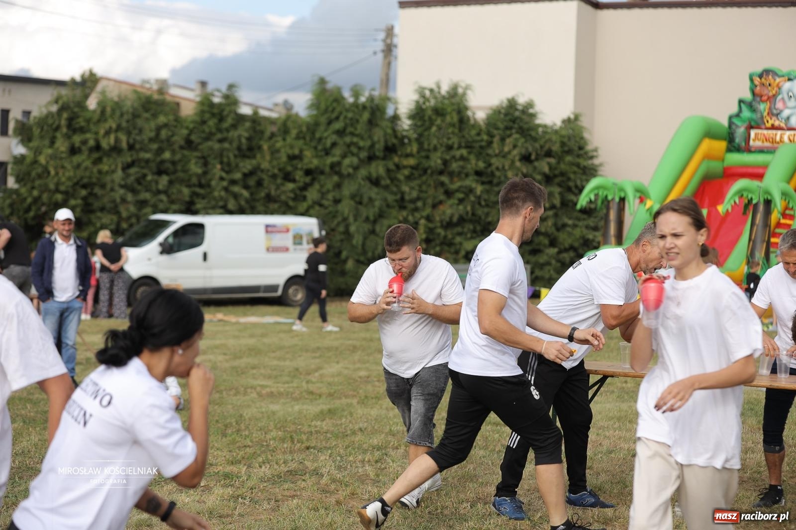 Zdjęcie w galerii na portalu naszraciborz.pl: Turniej sołectw w Krzanowicach: sportowa rywalizacja i integracja ponad granicami wiadomości z regionu