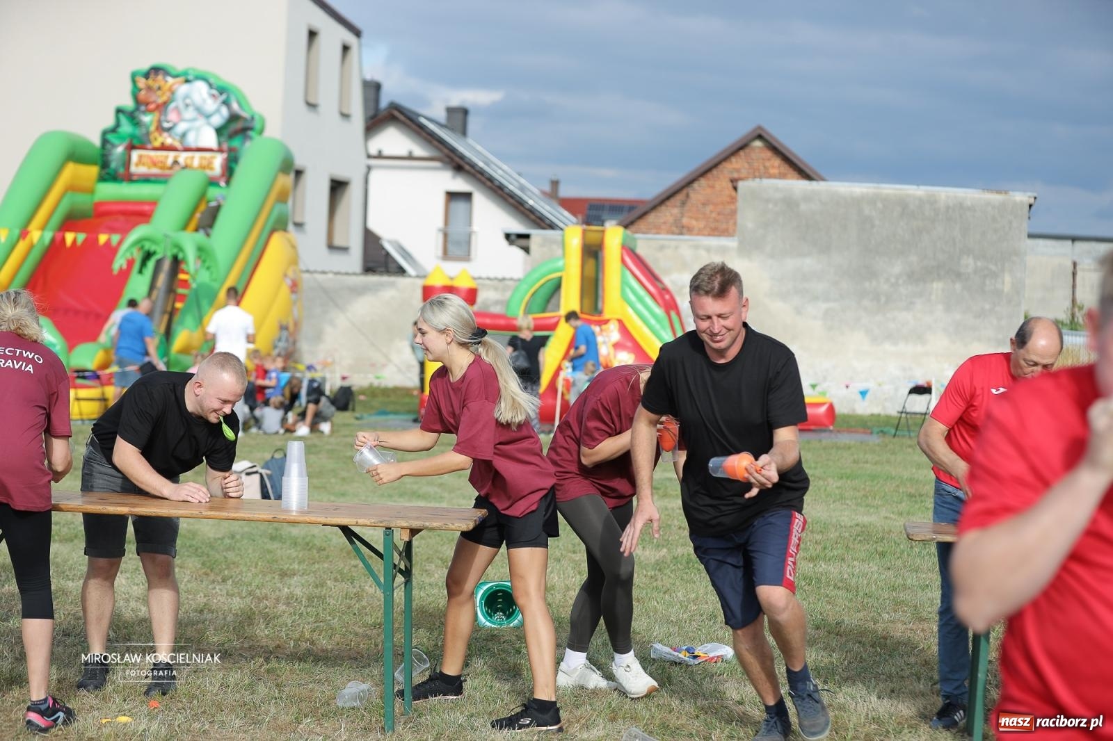 Zdjęcie w galerii na portalu naszraciborz.pl: Turniej sołectw w Krzanowicach: sportowa rywalizacja i integracja ponad granicami wiadomości z regionu