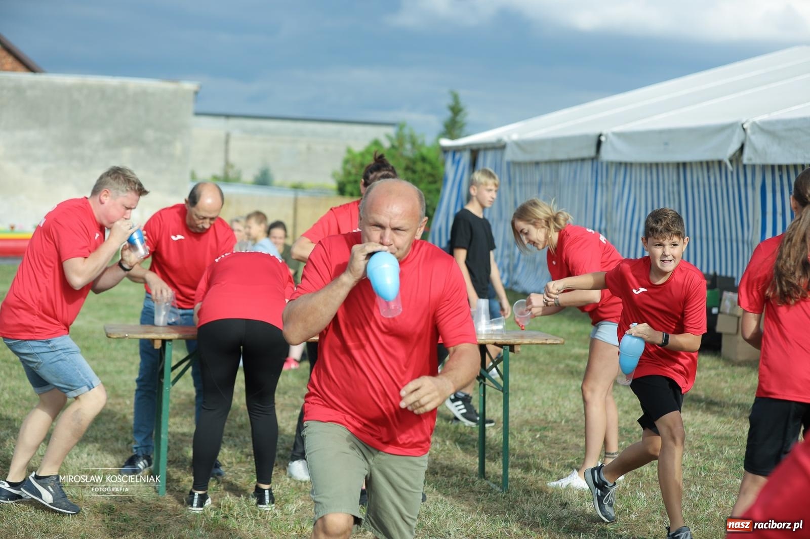 Zdjęcie w galerii na portalu naszraciborz.pl: Turniej sołectw w Krzanowicach: sportowa rywalizacja i integracja ponad granicami wiadomości z regionu