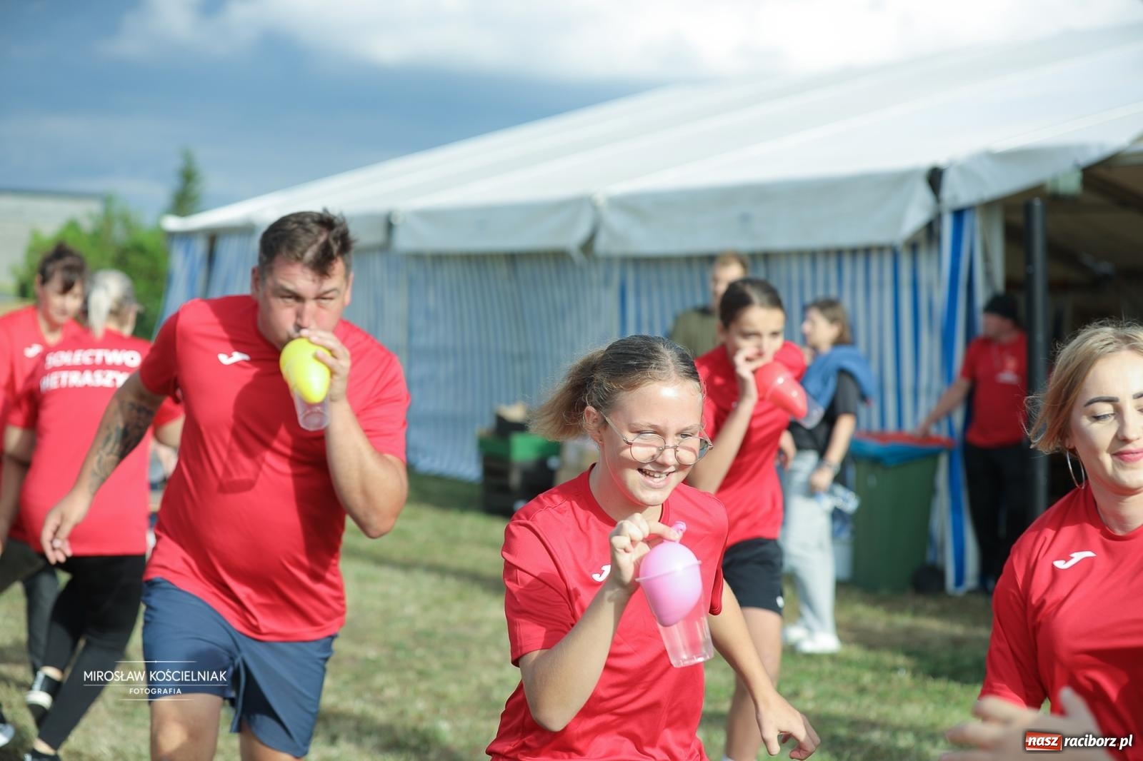 Zdjęcie w galerii na portalu naszraciborz.pl: Turniej sołectw w Krzanowicach: sportowa rywalizacja i integracja ponad granicami wiadomości z regionu