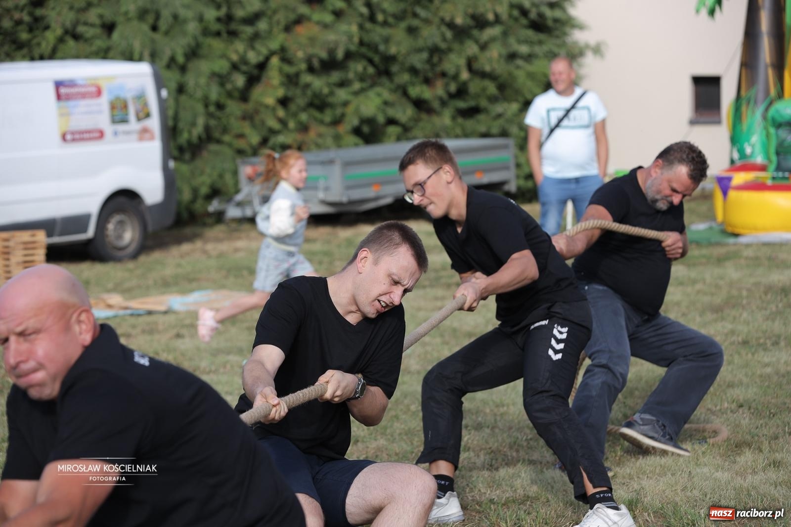 Zdjęcie w galerii na portalu naszraciborz.pl: Turniej sołectw w Krzanowicach: sportowa rywalizacja i integracja ponad granicami wiadomości z regionu