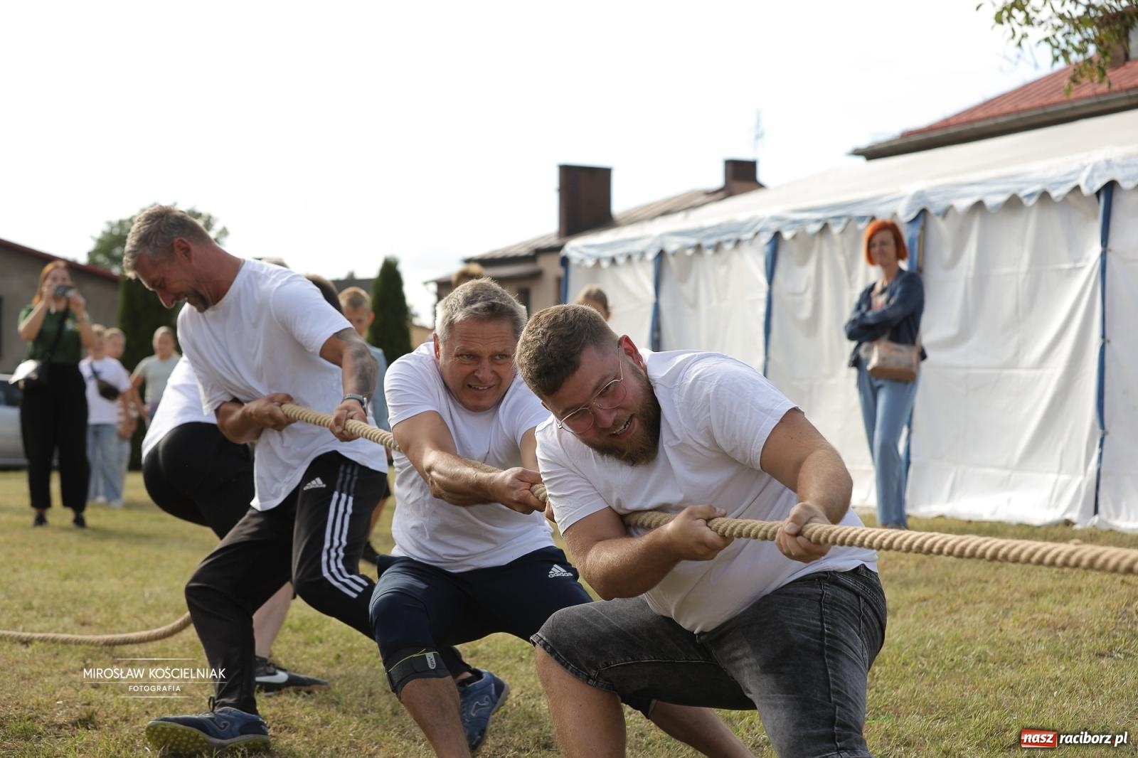 Zdjęcie w galerii na portalu naszraciborz.pl: Turniej sołectw w Krzanowicach: sportowa rywalizacja i integracja ponad granicami wiadomości z regionu