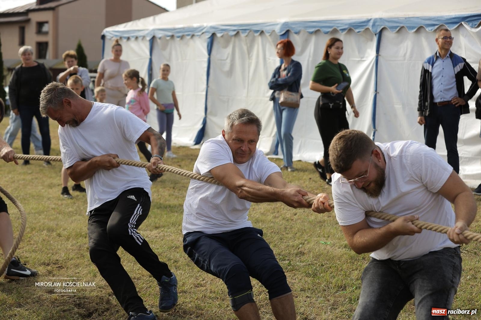 Zdjęcie w galerii na portalu naszraciborz.pl: Turniej sołectw w Krzanowicach: sportowa rywalizacja i integracja ponad granicami wiadomości z regionu