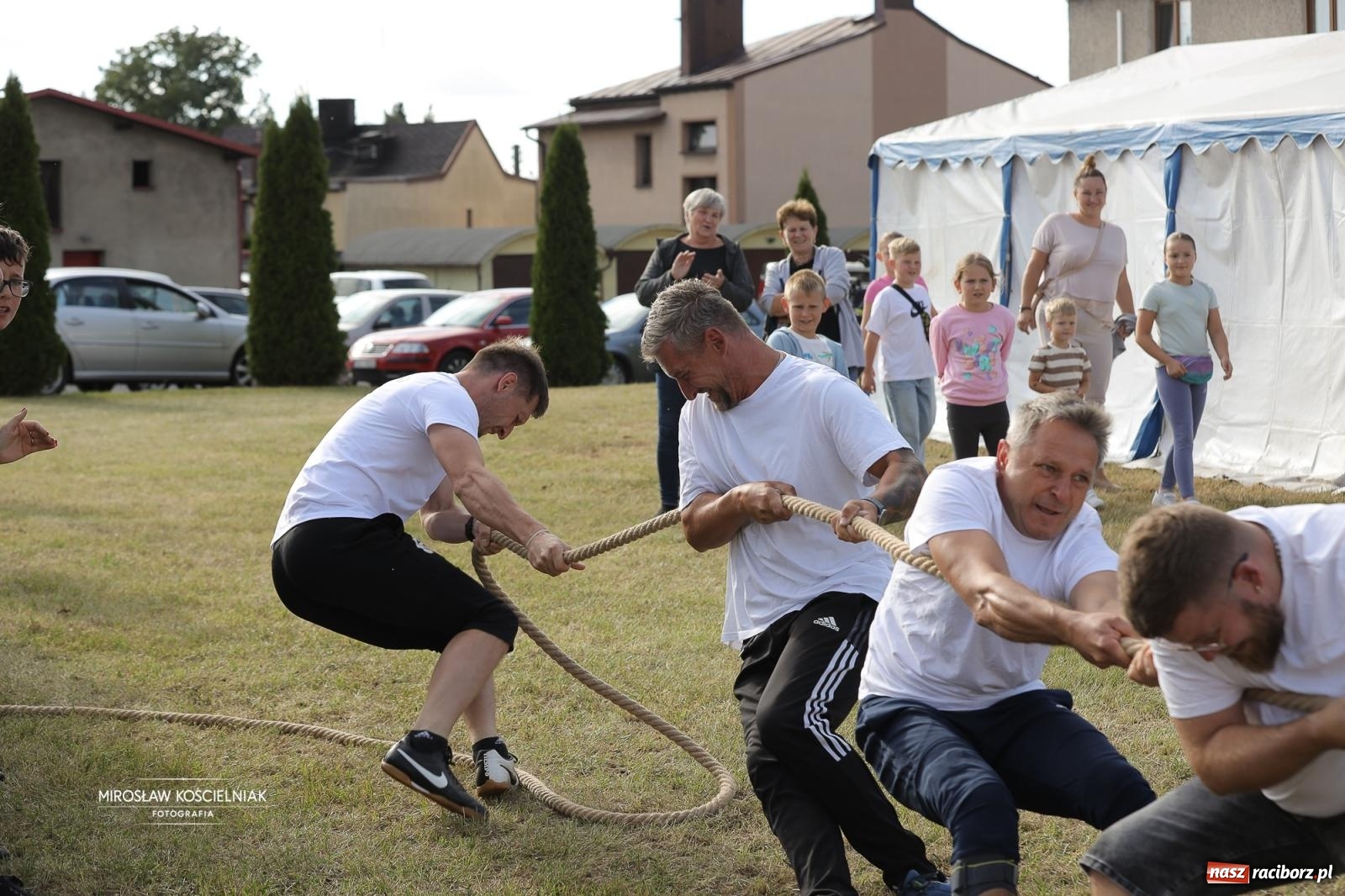 Zdjęcie w galerii na portalu naszraciborz.pl: Turniej sołectw w Krzanowicach: sportowa rywalizacja i integracja ponad granicami wiadomości z regionu