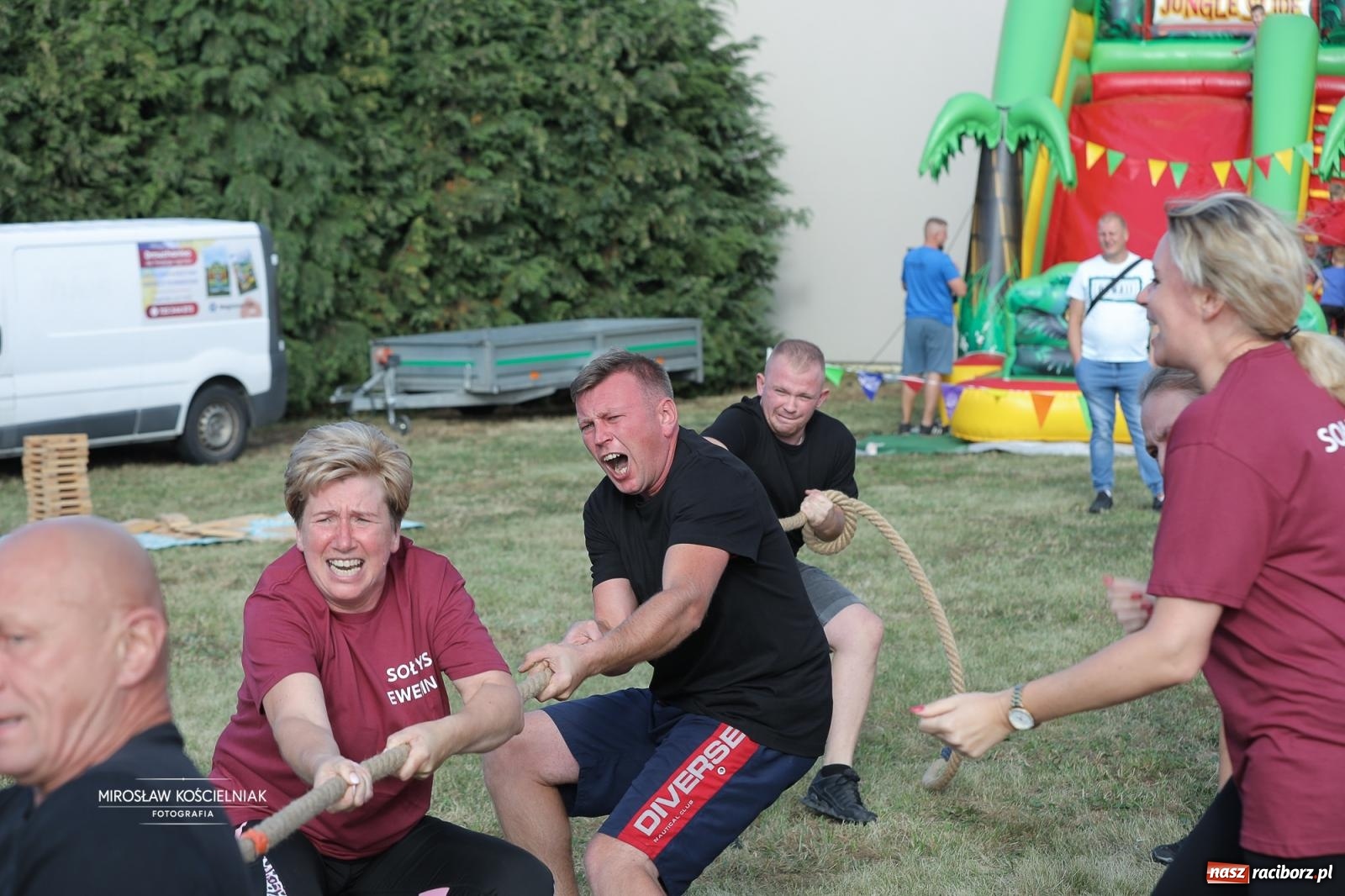 Zdjęcie w galerii na portalu naszraciborz.pl: Turniej sołectw w Krzanowicach: sportowa rywalizacja i integracja ponad granicami wiadomości z regionu