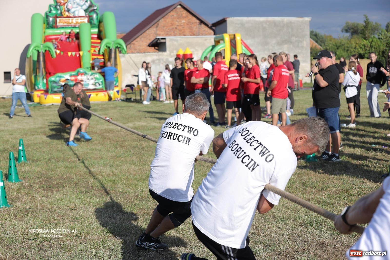 Zdjęcie w galerii na portalu naszraciborz.pl: Turniej sołectw w Krzanowicach: sportowa rywalizacja i integracja ponad granicami wiadomości z regionu