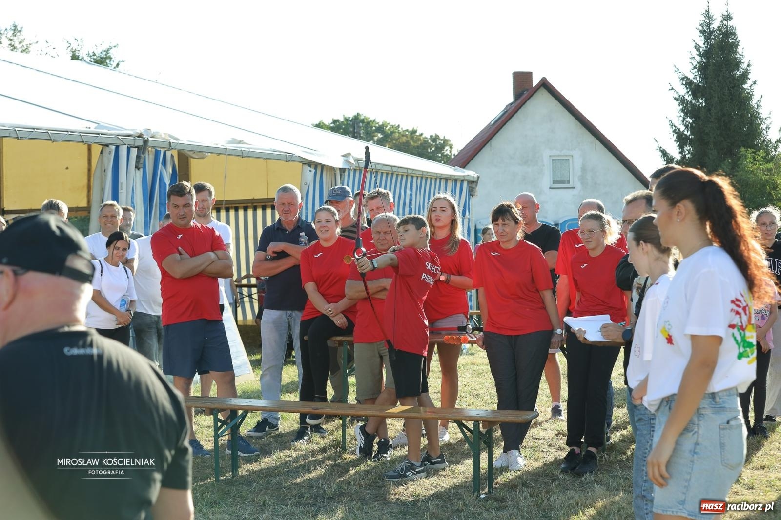 Zdjęcie w galerii na portalu naszraciborz.pl: Turniej sołectw w Krzanowicach: sportowa rywalizacja i integracja ponad granicami wiadomości z regionu