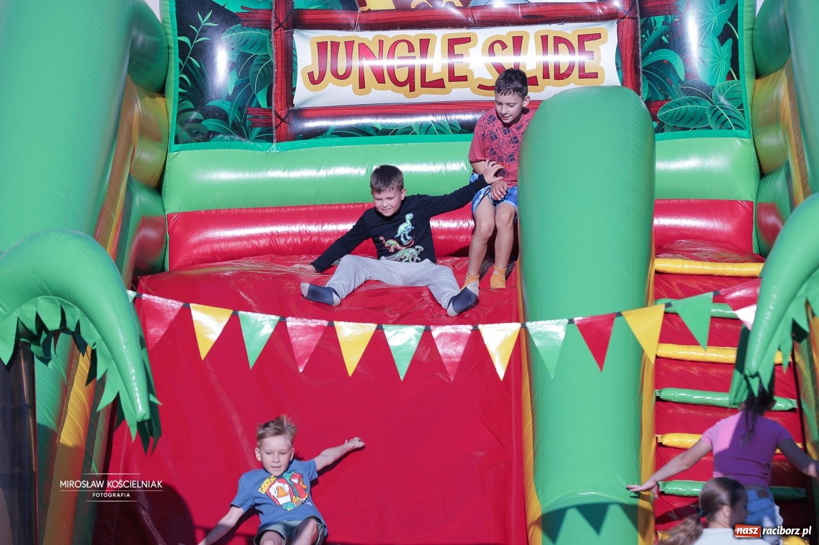 Zdjęcie w galerii na portalu naszraciborz.pl: Turniej sołectw w Krzanowicach: sportowa rywalizacja i integracja ponad granicami wiadomości z regionu