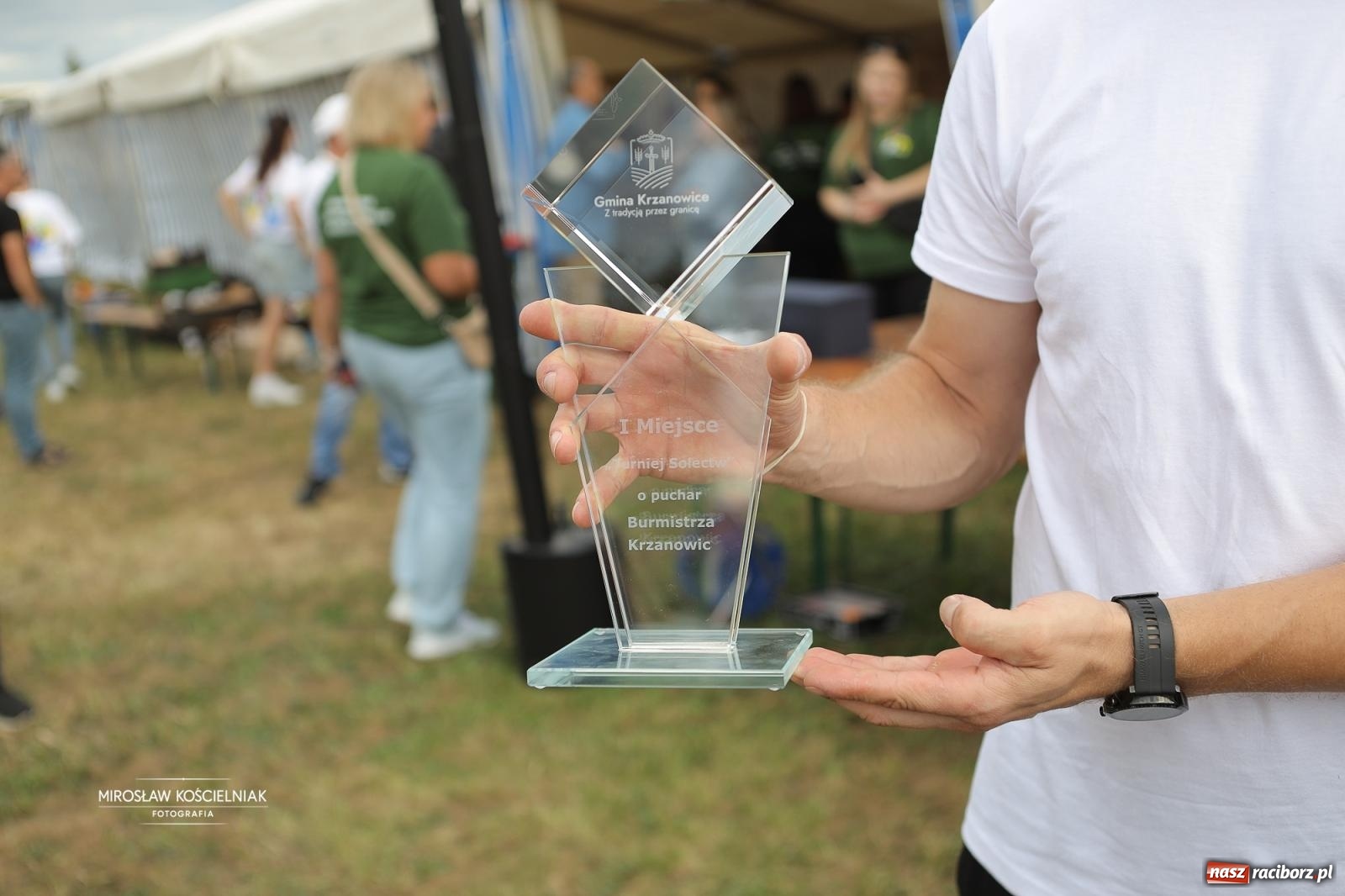 Zdjęcie w galerii na portalu naszraciborz.pl: Turniej sołectw w Krzanowicach: sportowa rywalizacja i integracja ponad granicami wiadomości z regionu