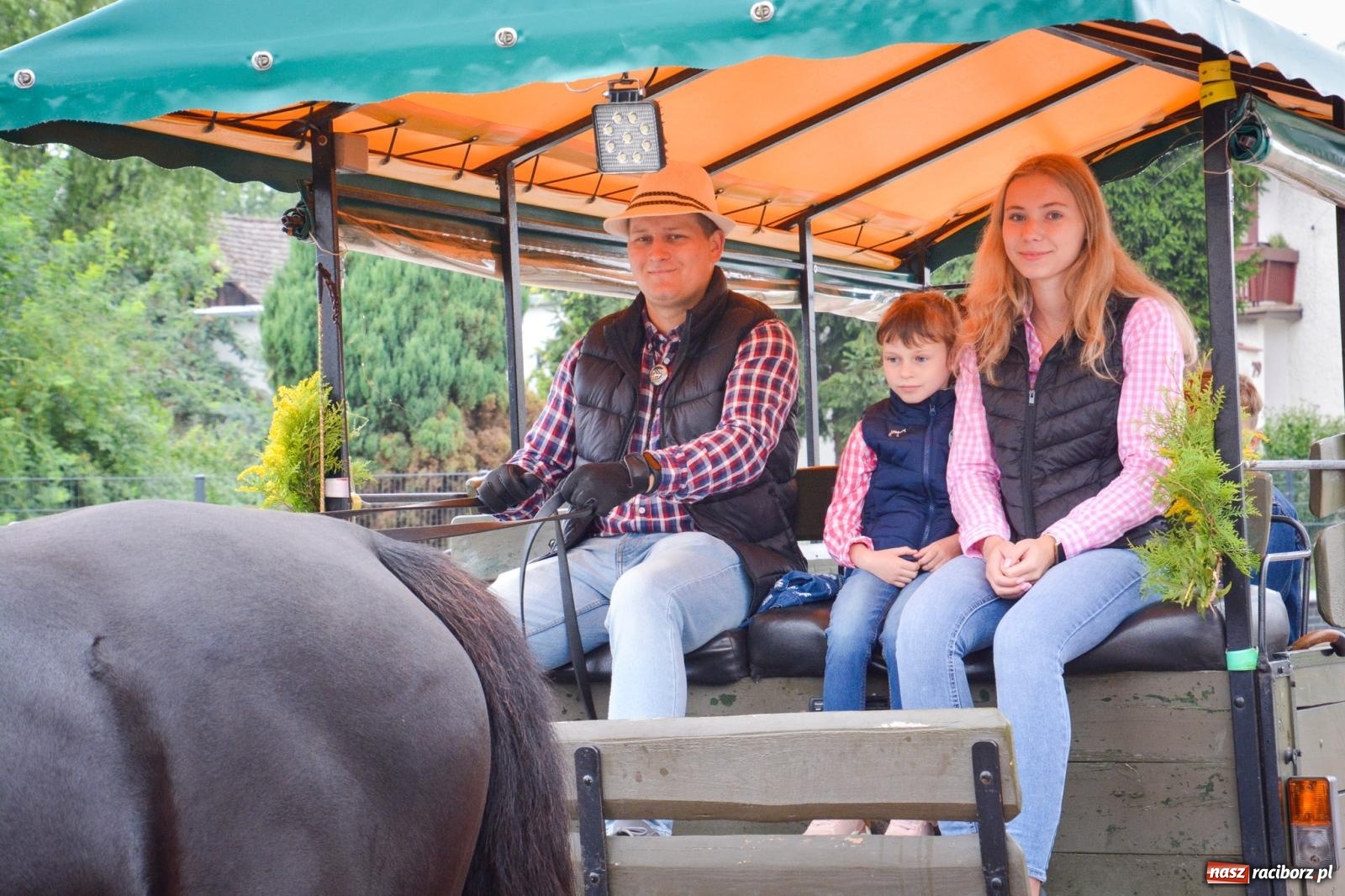 Zdjęcie w galerii na portalu naszraciborz.pl: Dożynki gminne w Pawłowie – najdłużej trwający korowód w powiecie [FOTO i WIDEO] wiadomości z regionu