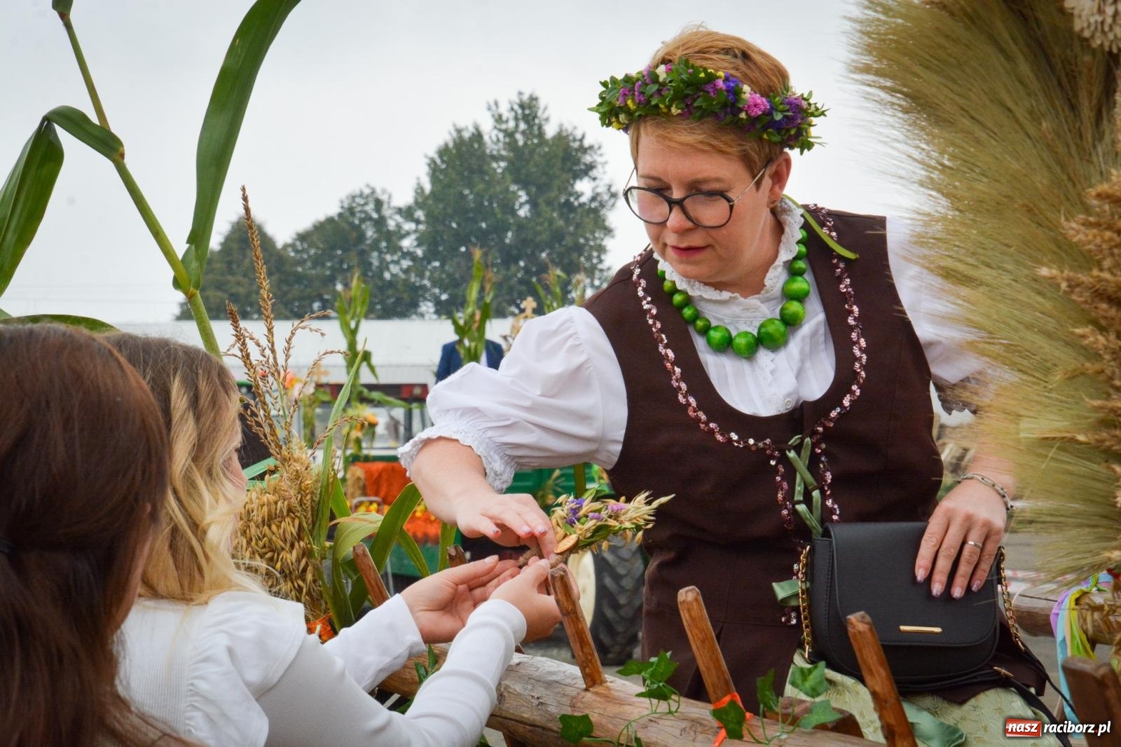 Zdjęcie w galerii na portalu naszraciborz.pl: Dożynki gminne w Pawłowie – najdłużej trwający korowód w powiecie [FOTO i WIDEO] wiadomości z regionu