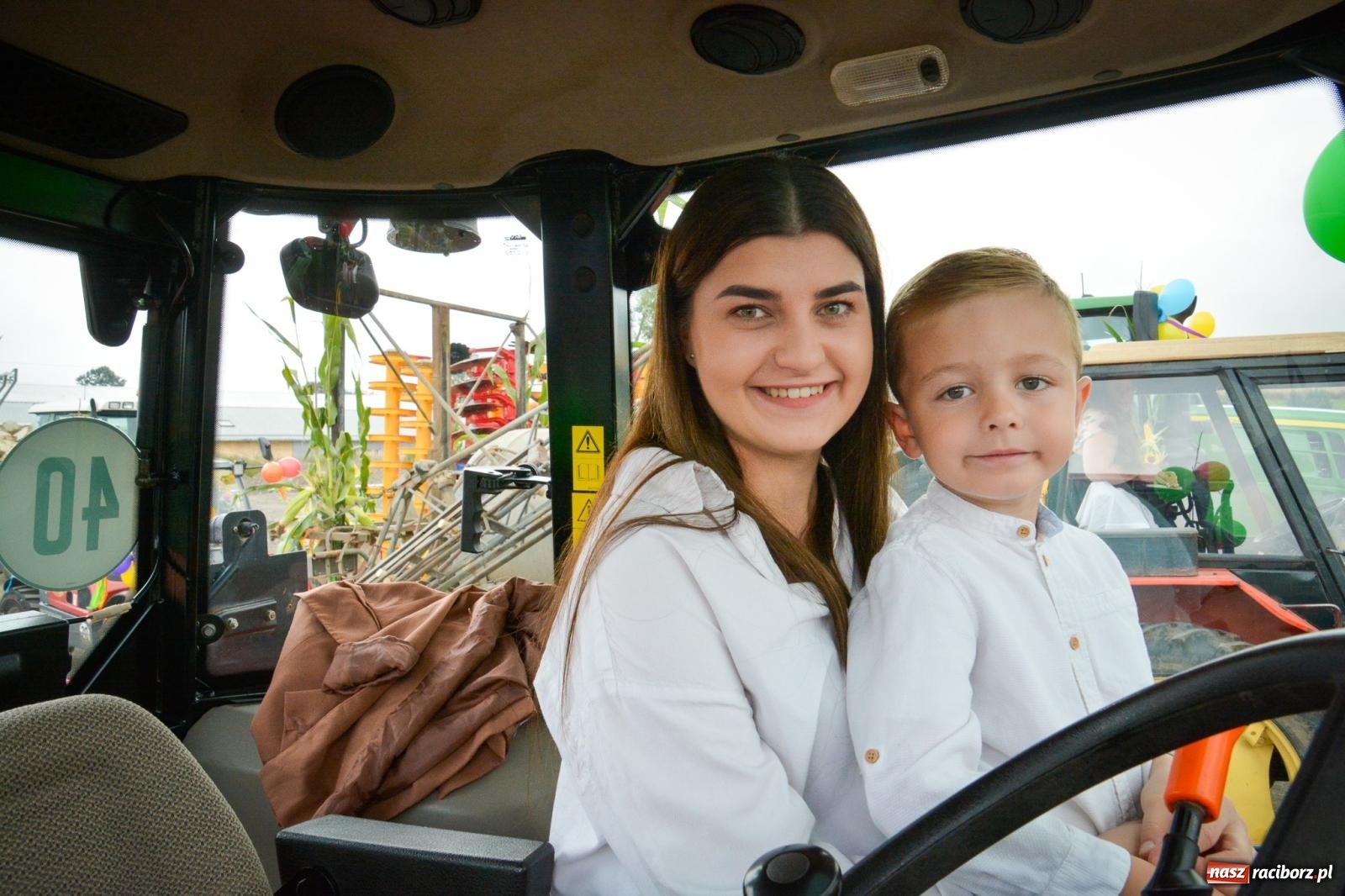 Zdjęcie w galerii na portalu naszraciborz.pl: Dożynki gminne w Pawłowie – najdłużej trwający korowód w powiecie [FOTO i WIDEO] wiadomości z regionu