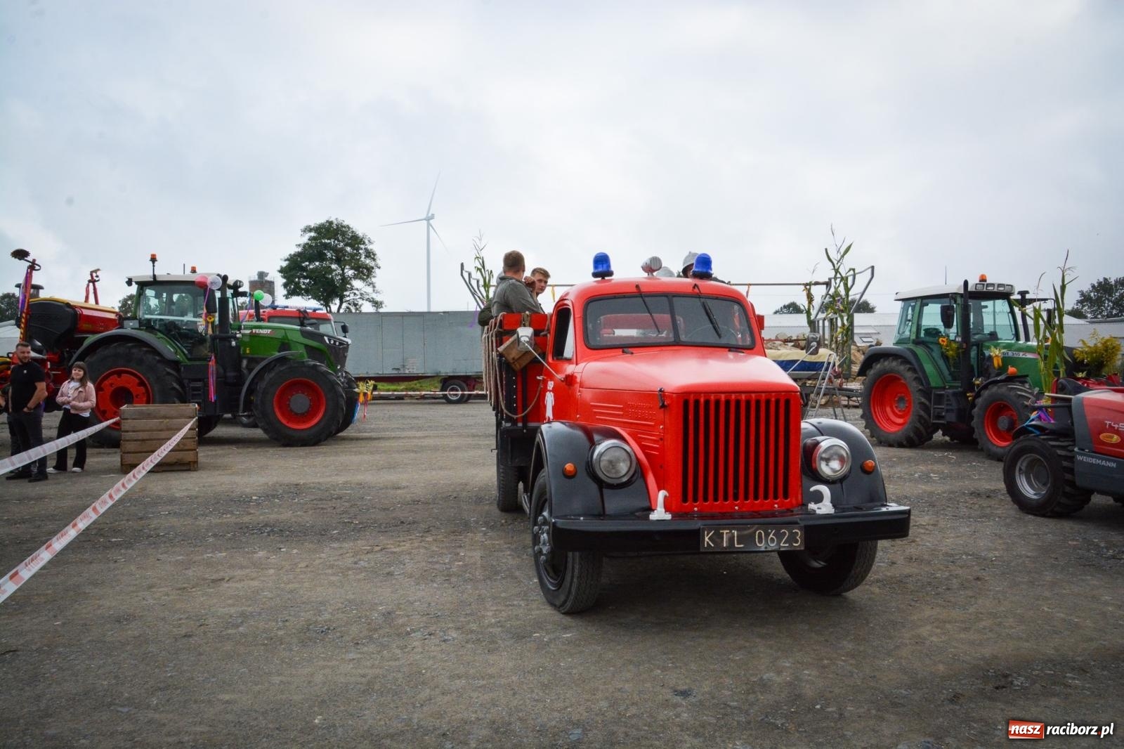 Zdjęcie w galerii na portalu naszraciborz.pl: Dożynki gminne w Pawłowie – najdłużej trwający korowód w powiecie [FOTO i WIDEO] wiadomości z regionu
