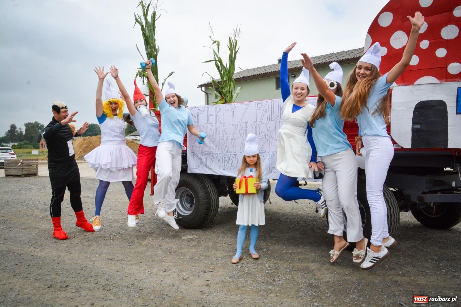 Zdjęcie w galerii na portalu naszraciborz.pl: Dożynki gminne w Pawłowie – najdłużej trwający korowód w powiecie [FOTO i WIDEO] wiadomości z regionu