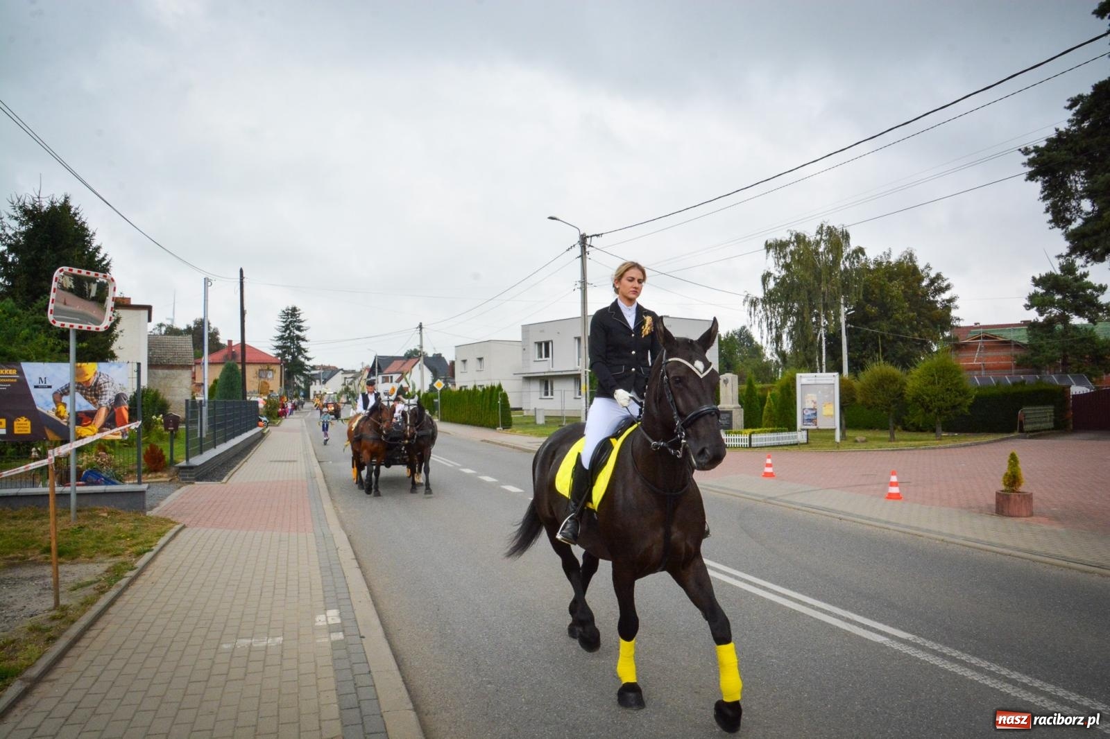 Zdjęcie w galerii na portalu naszraciborz.pl: Dożynki gminne w Pawłowie – najdłużej trwający korowód w powiecie [FOTO i WIDEO] wiadomości z regionu