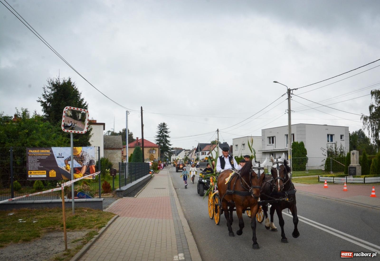 Zdjęcie w galerii na portalu naszraciborz.pl: Dożynki gminne w Pawłowie – najdłużej trwający korowód w powiecie [FOTO i WIDEO] wiadomości z regionu