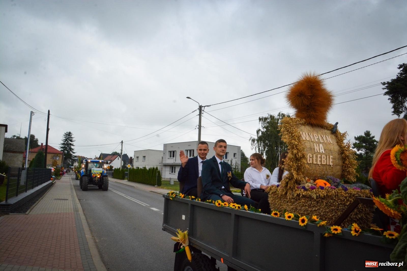 Zdjęcie w galerii na portalu naszraciborz.pl: Dożynki gminne w Pawłowie – najdłużej trwający korowód w powiecie [FOTO i WIDEO] wiadomości z regionu