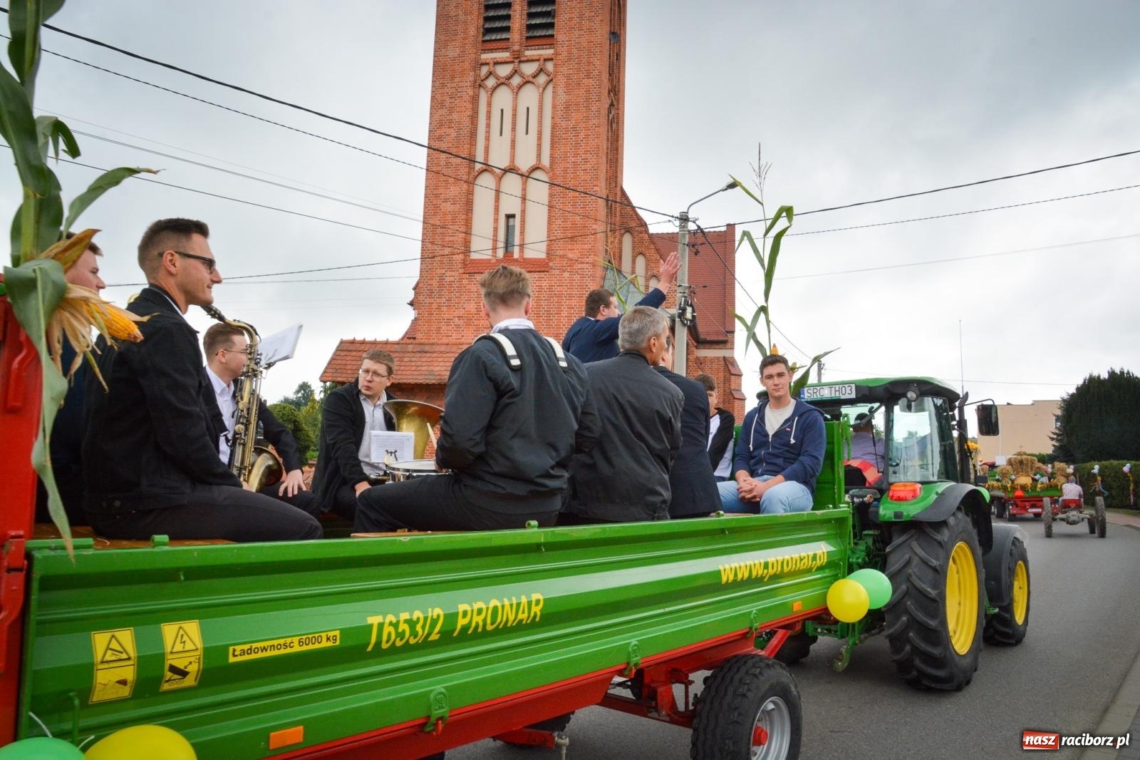 Zdjęcie w galerii na portalu naszraciborz.pl: Dożynki gminne w Pawłowie – najdłużej trwający korowód w powiecie [FOTO i WIDEO] wiadomości z regionu