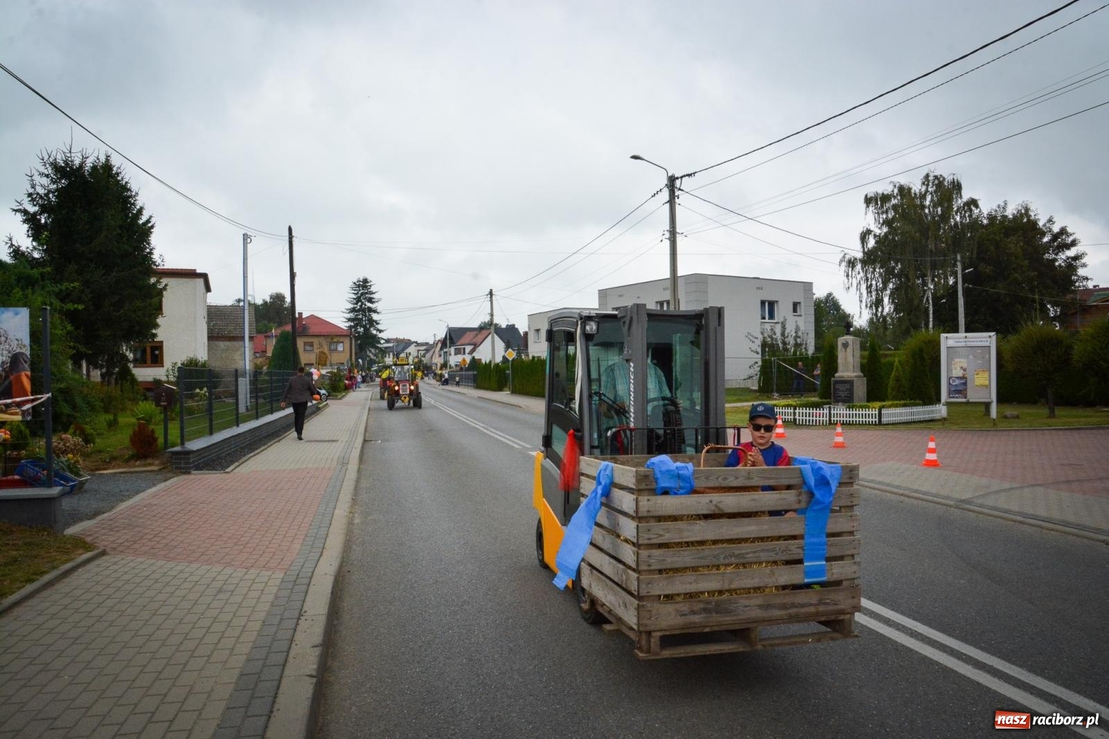 Zdjęcie w galerii na portalu naszraciborz.pl: Dożynki gminne w Pawłowie – najdłużej trwający korowód w powiecie [FOTO i WIDEO] wiadomości z regionu