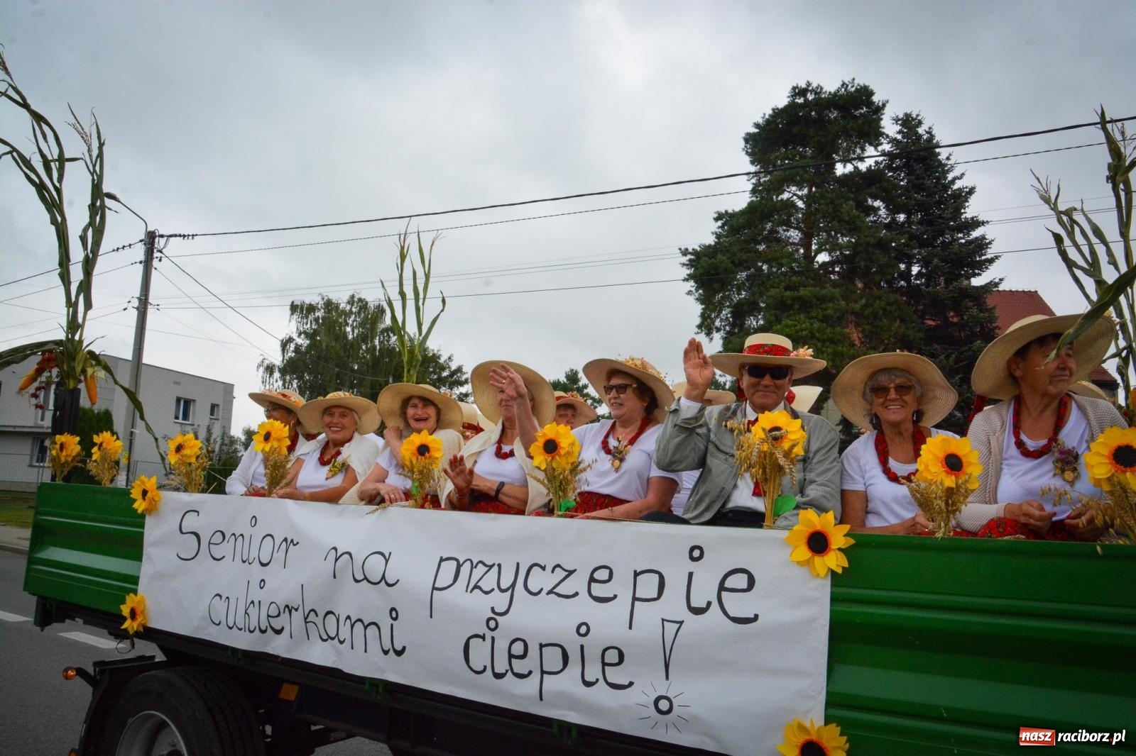 Zdjęcie w galerii na portalu naszraciborz.pl: Dożynki gminne w Pawłowie – najdłużej trwający korowód w powiecie [FOTO i WIDEO] wiadomości z regionu