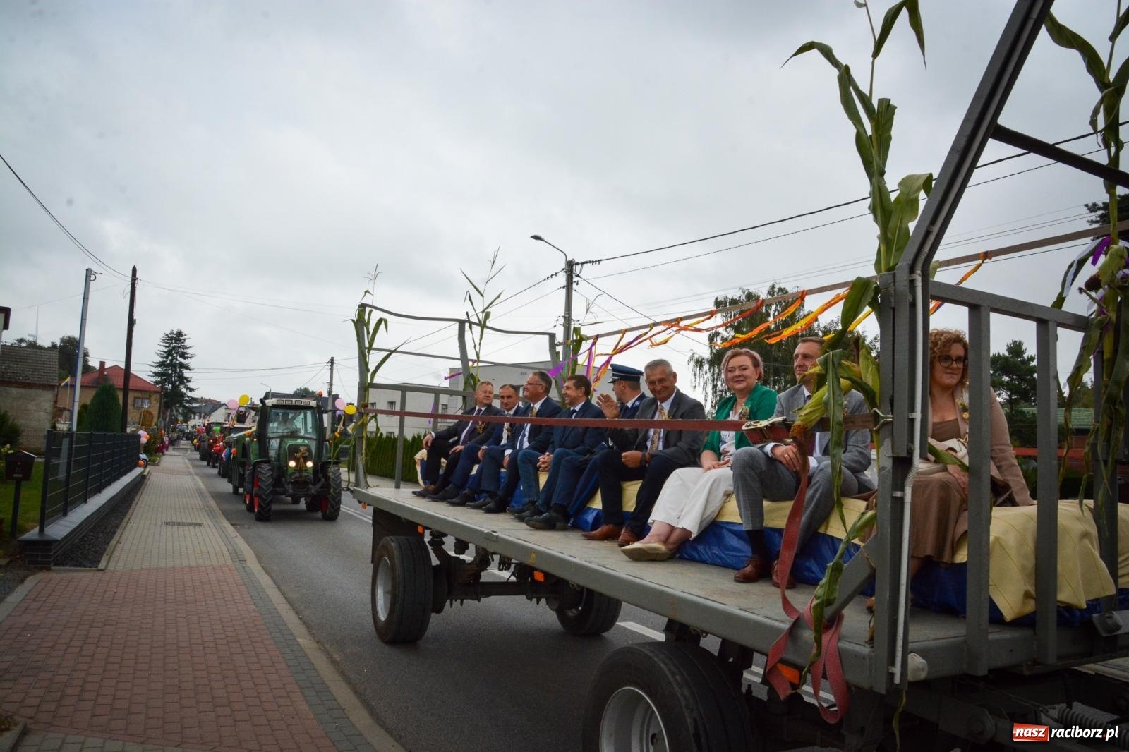 Zdjęcie w galerii na portalu naszraciborz.pl: Dożynki gminne w Pawłowie – najdłużej trwający korowód w powiecie [FOTO i WIDEO] wiadomości z regionu