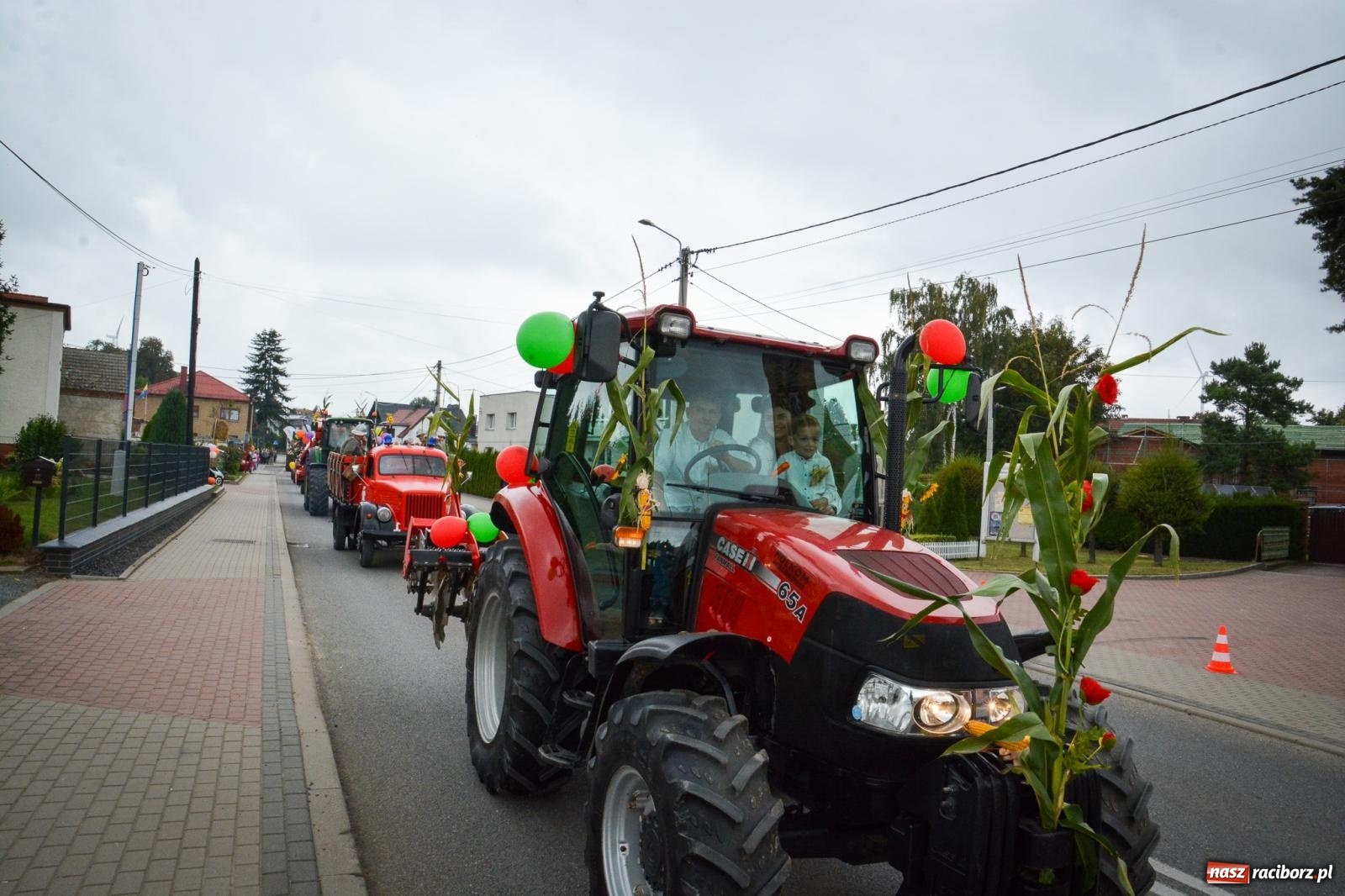 Zdjęcie w galerii na portalu naszraciborz.pl: Dożynki gminne w Pawłowie – najdłużej trwający korowód w powiecie [FOTO i WIDEO] wiadomości z regionu