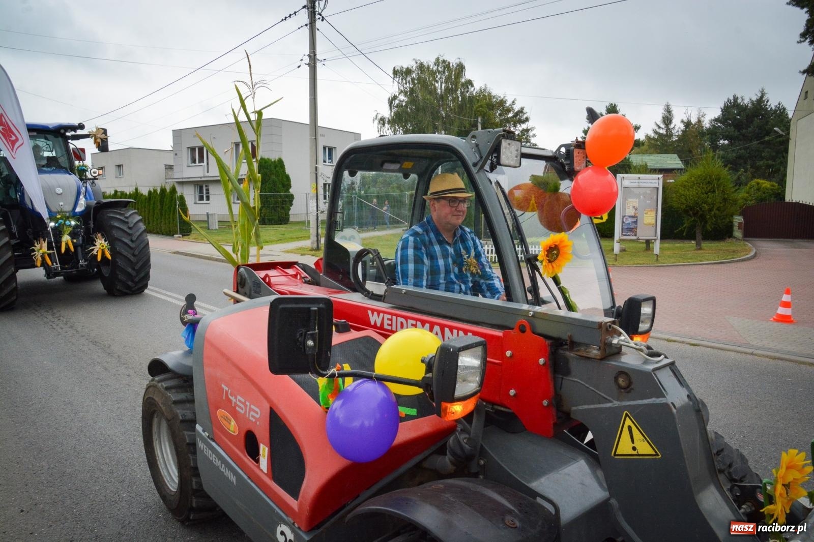 Zdjęcie w galerii na portalu naszraciborz.pl: Dożynki gminne w Pawłowie – najdłużej trwający korowód w powiecie [FOTO i WIDEO] wiadomości z regionu