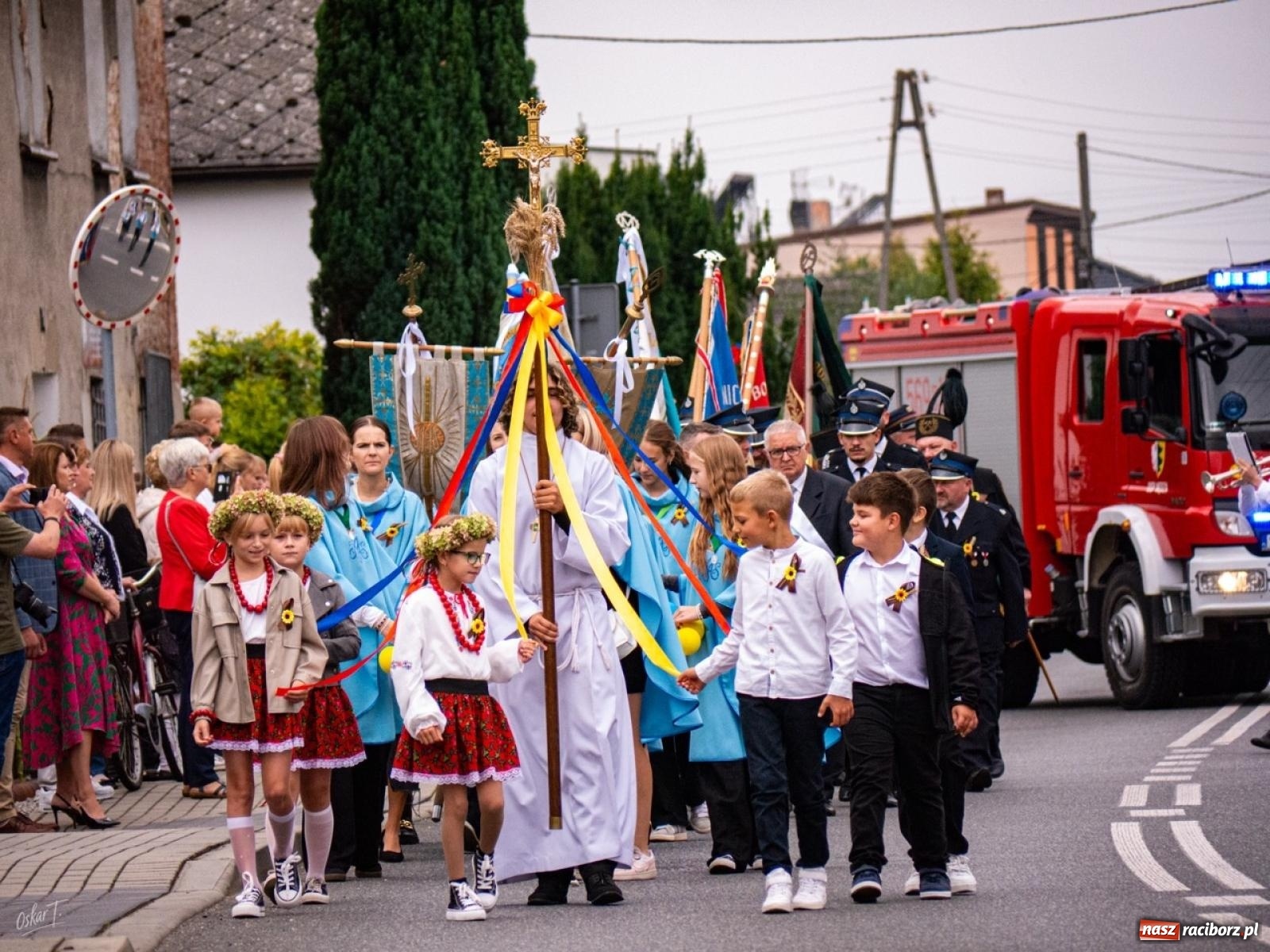 Zdjęcie w galerii na portalu naszraciborz.pl: Dożynki w Nędzy – tradycja i muzyka w centrum gminy wiadomości z regionu
