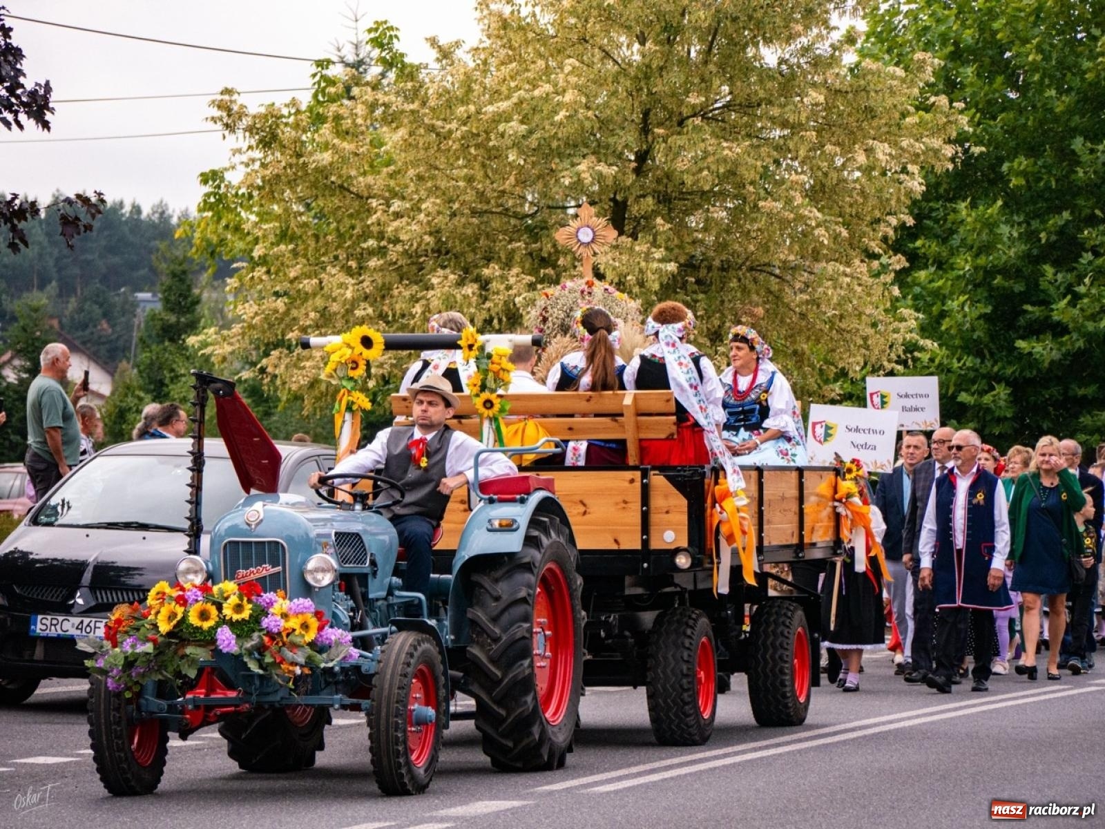 Zdjęcie w galerii na portalu naszraciborz.pl: Dożynki w Nędzy – tradycja i muzyka w centrum gminy wiadomości z regionu