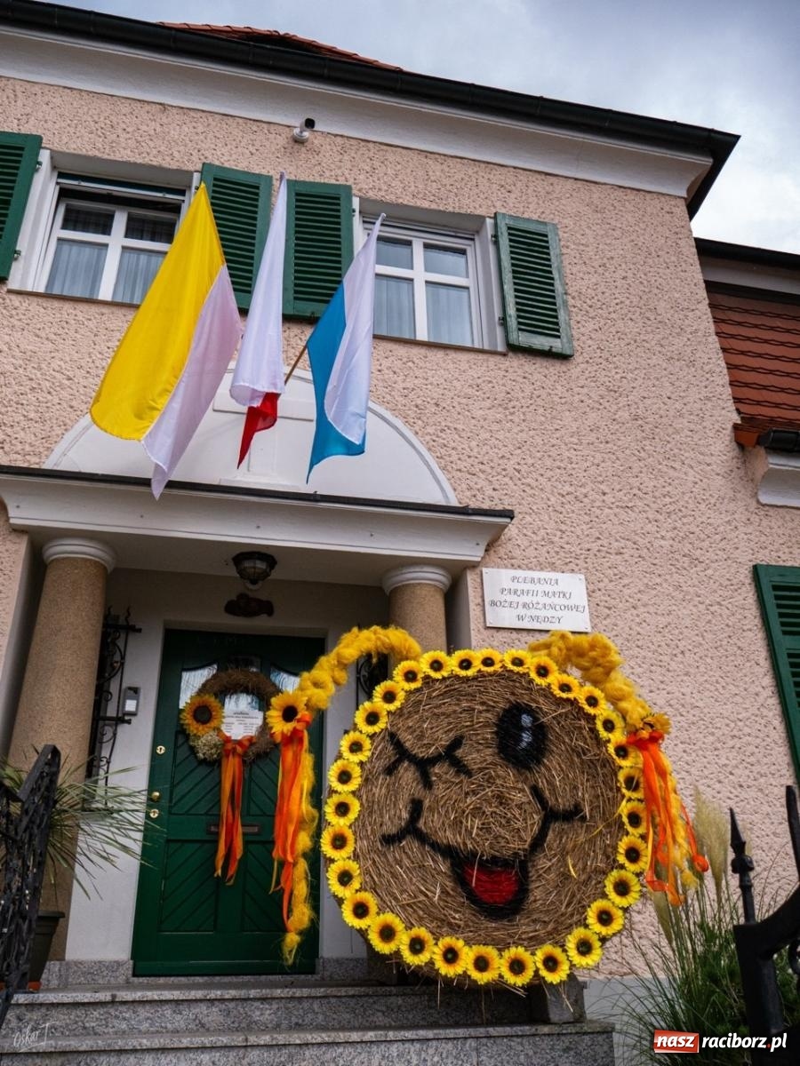 Zdjęcie w galerii na portalu naszraciborz.pl: Dożynki w Nędzy – tradycja i muzyka w centrum gminy wiadomości z regionu