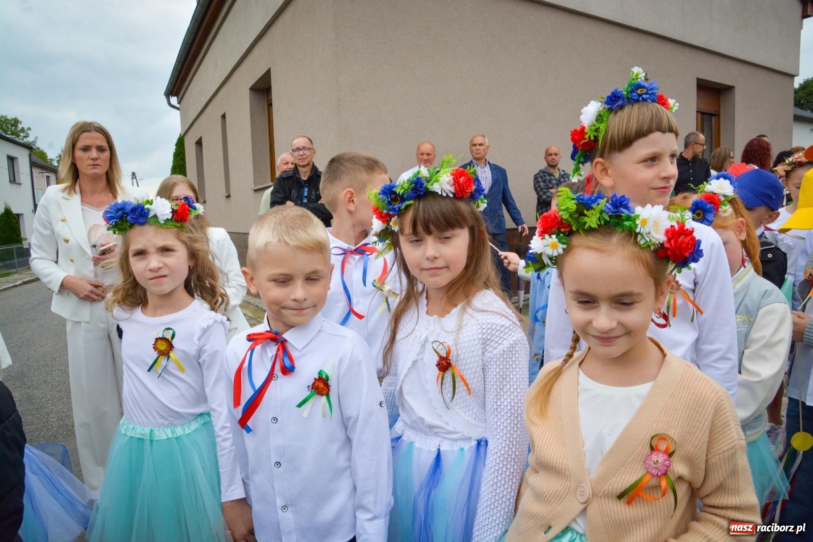 Zdjęcie w galerii na portalu naszraciborz.pl: Dożynki w Krzanowicach – kolorowy i radosny korowód [FOTO i WIDEO] wiadomości z regionu