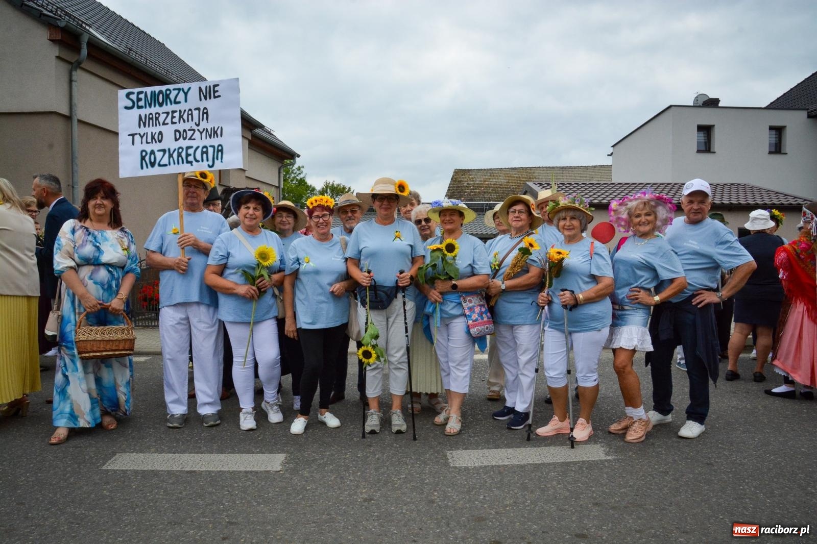 Zdjęcie w galerii na portalu naszraciborz.pl: Dożynki w Krzanowicach – kolorowy i radosny korowód [FOTO i WIDEO] wiadomości z regionu