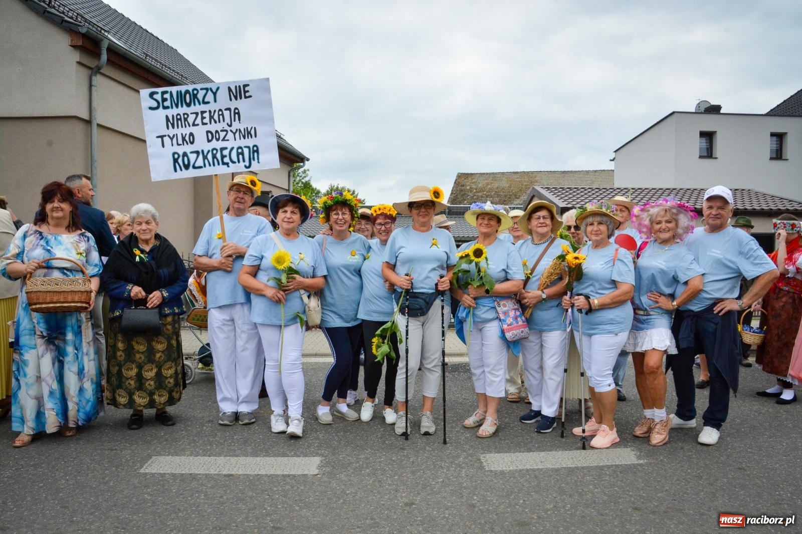 Zdjęcie w galerii na portalu naszraciborz.pl: Dożynki w Krzanowicach – kolorowy i radosny korowód [FOTO i WIDEO] wiadomości z regionu