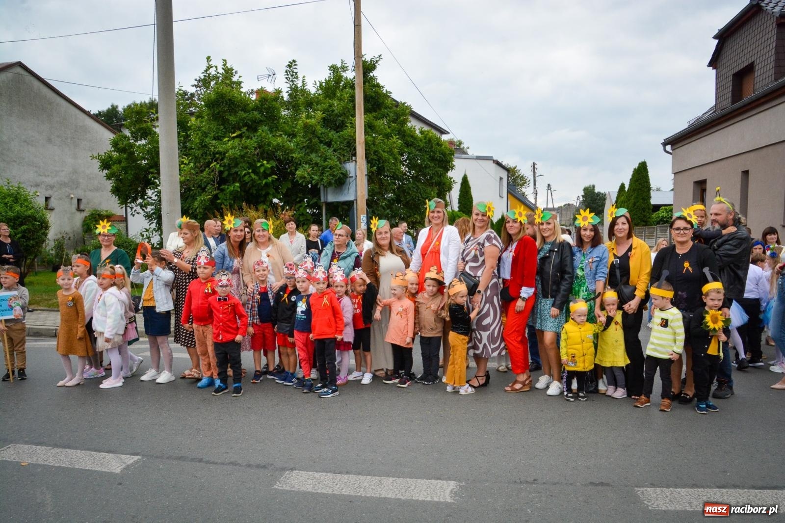 Zdjęcie w galerii na portalu naszraciborz.pl: Dożynki w Krzanowicach – kolorowy i radosny korowód [FOTO i WIDEO] wiadomości z regionu