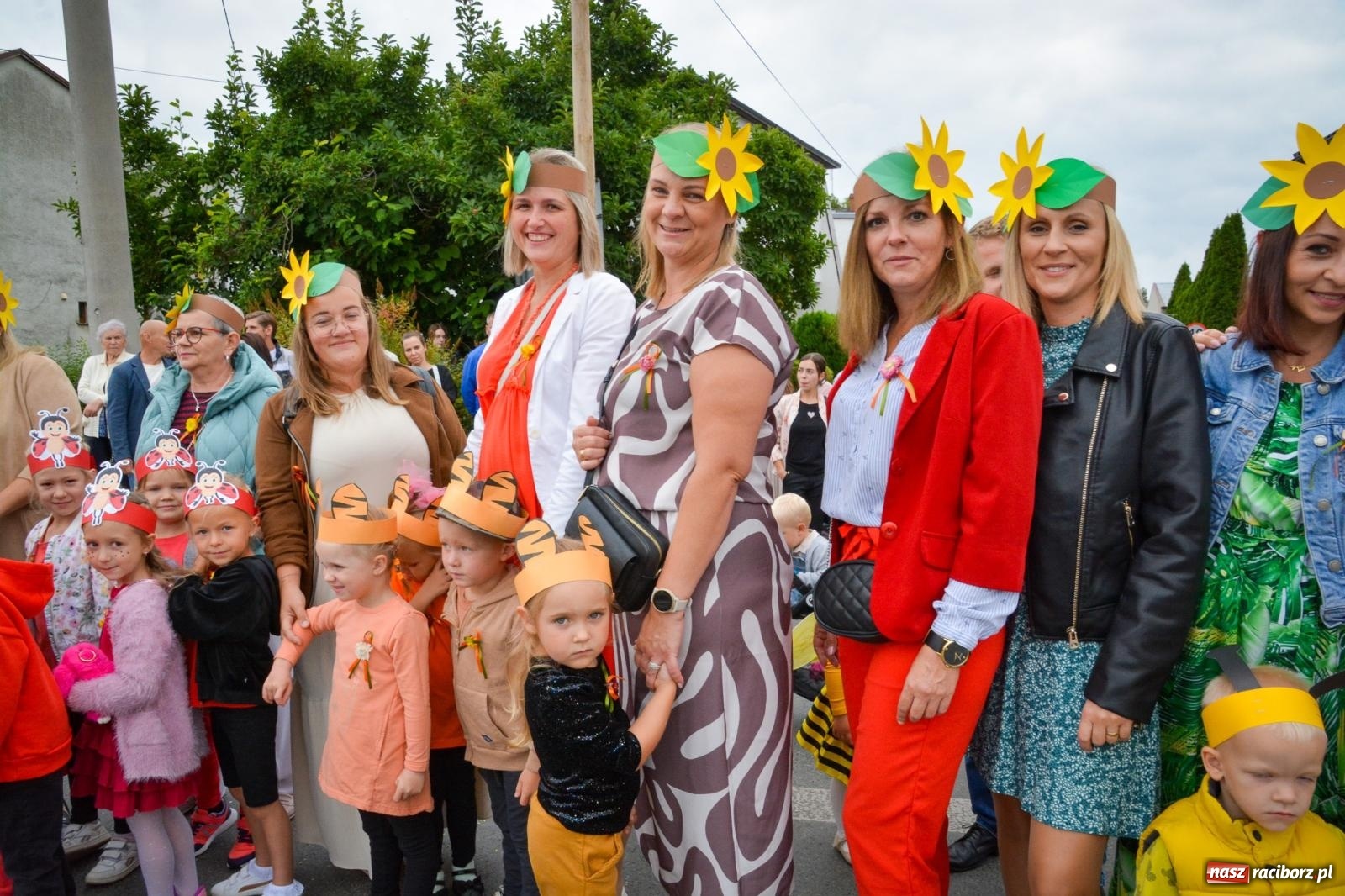 Zdjęcie w galerii na portalu naszraciborz.pl: Dożynki w Krzanowicach – kolorowy i radosny korowód [FOTO i WIDEO] wiadomości z regionu