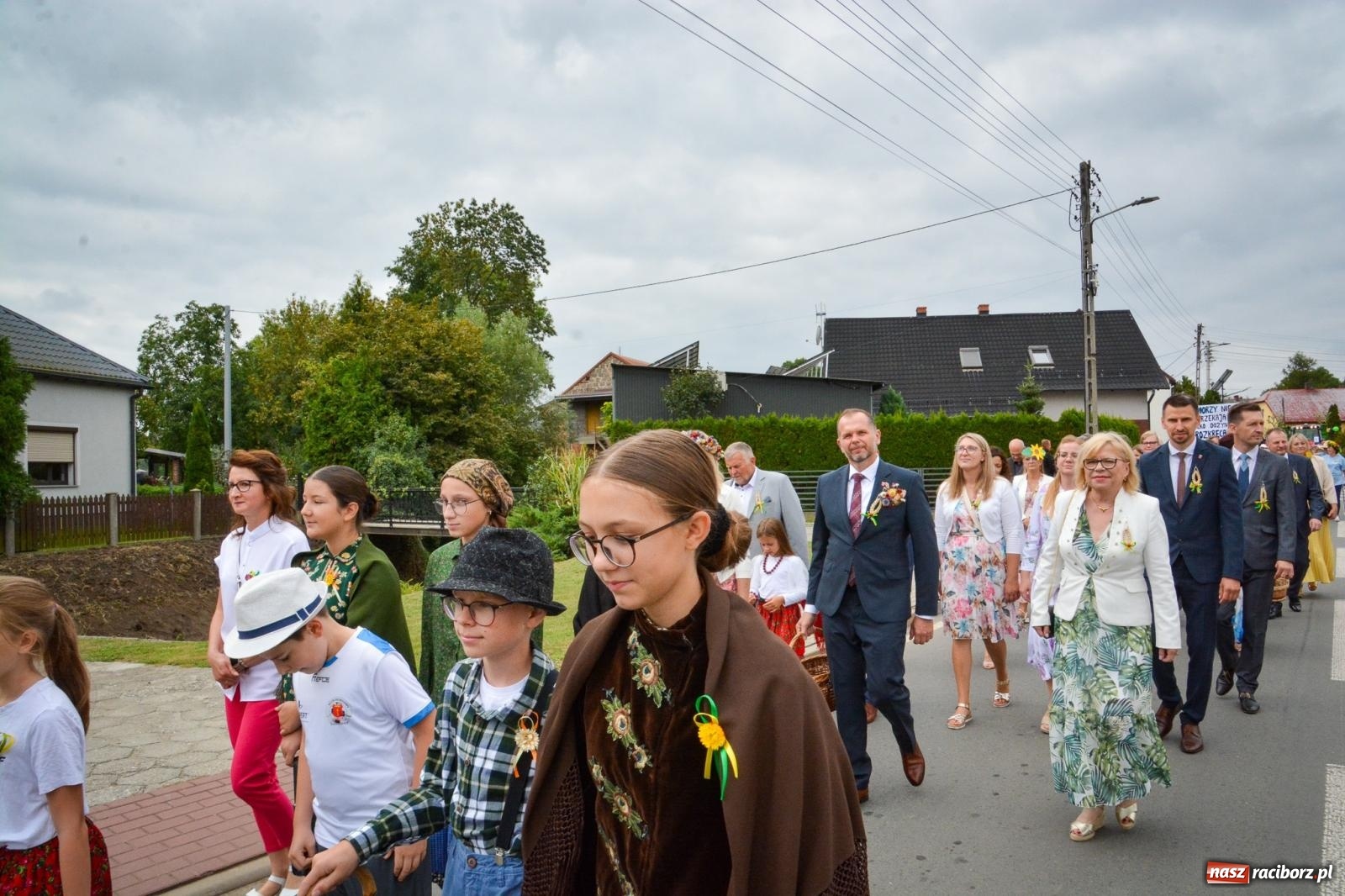 Zdjęcie w galerii na portalu naszraciborz.pl: Dożynki w Krzanowicach – kolorowy i radosny korowód [FOTO i WIDEO] wiadomości z regionu