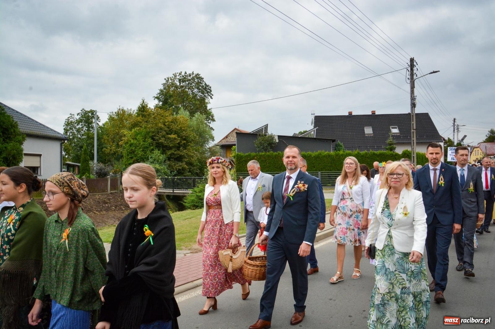 Zdjęcie w galerii na portalu naszraciborz.pl: Dożynki w Krzanowicach – kolorowy i radosny korowód [FOTO i WIDEO] wiadomości z regionu