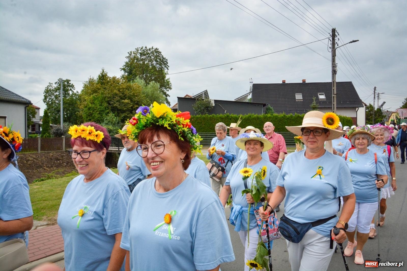 Zdjęcie w galerii na portalu naszraciborz.pl: Dożynki w Krzanowicach – kolorowy i radosny korowód [FOTO i WIDEO] wiadomości z regionu