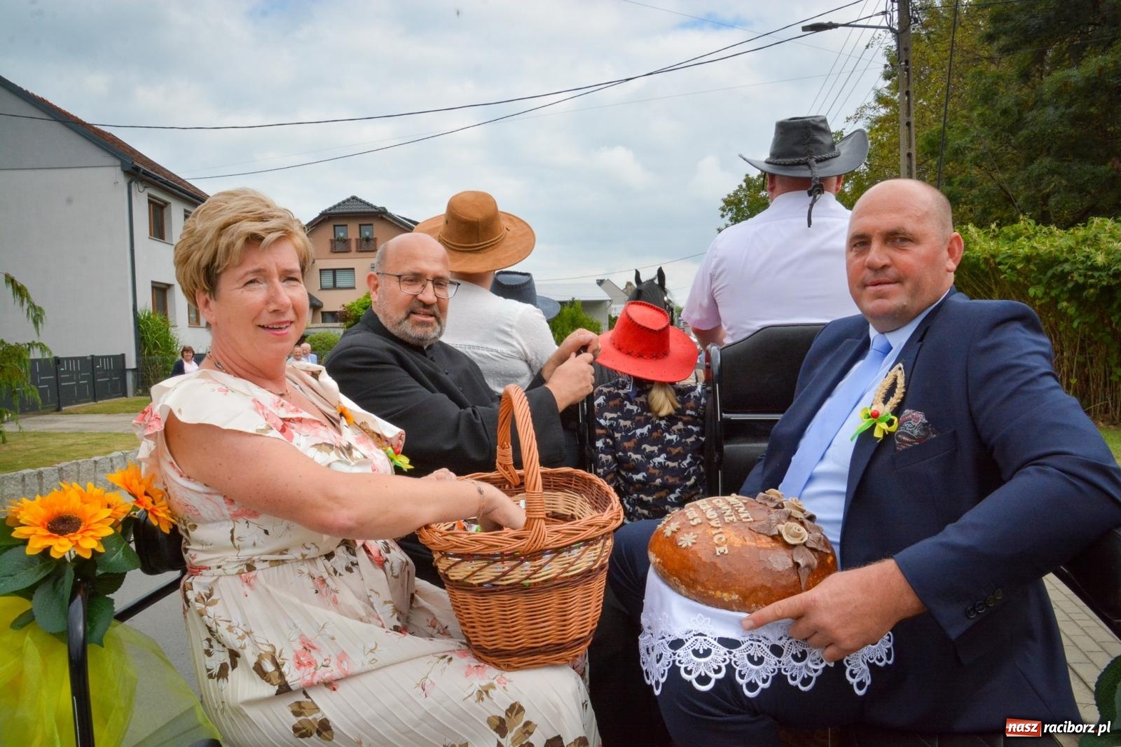 Zdjęcie w galerii na portalu naszraciborz.pl: Dożynki w Krzanowicach – kolorowy i radosny korowód [FOTO i WIDEO] wiadomości z regionu