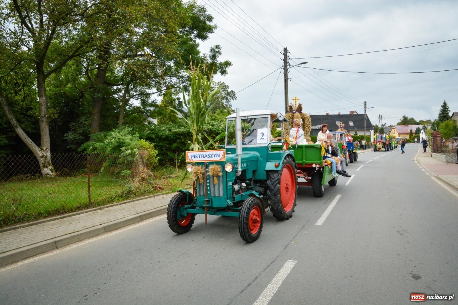 Zdjęcie w galerii na portalu naszraciborz.pl: Dożynki w Krzanowicach – kolorowy i radosny korowód [FOTO i WIDEO] wiadomości z regionu
