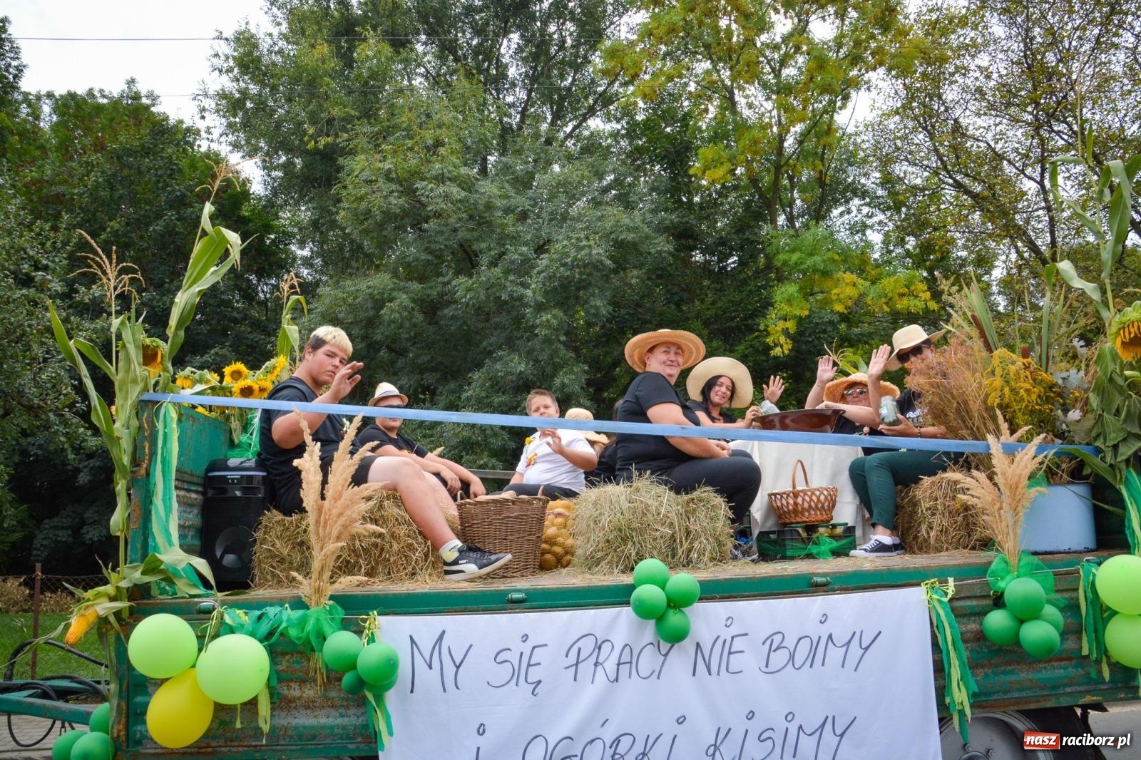 Zdjęcie w galerii na portalu naszraciborz.pl: Dożynki w Krzanowicach – kolorowy i radosny korowód [FOTO i WIDEO] wiadomości z regionu