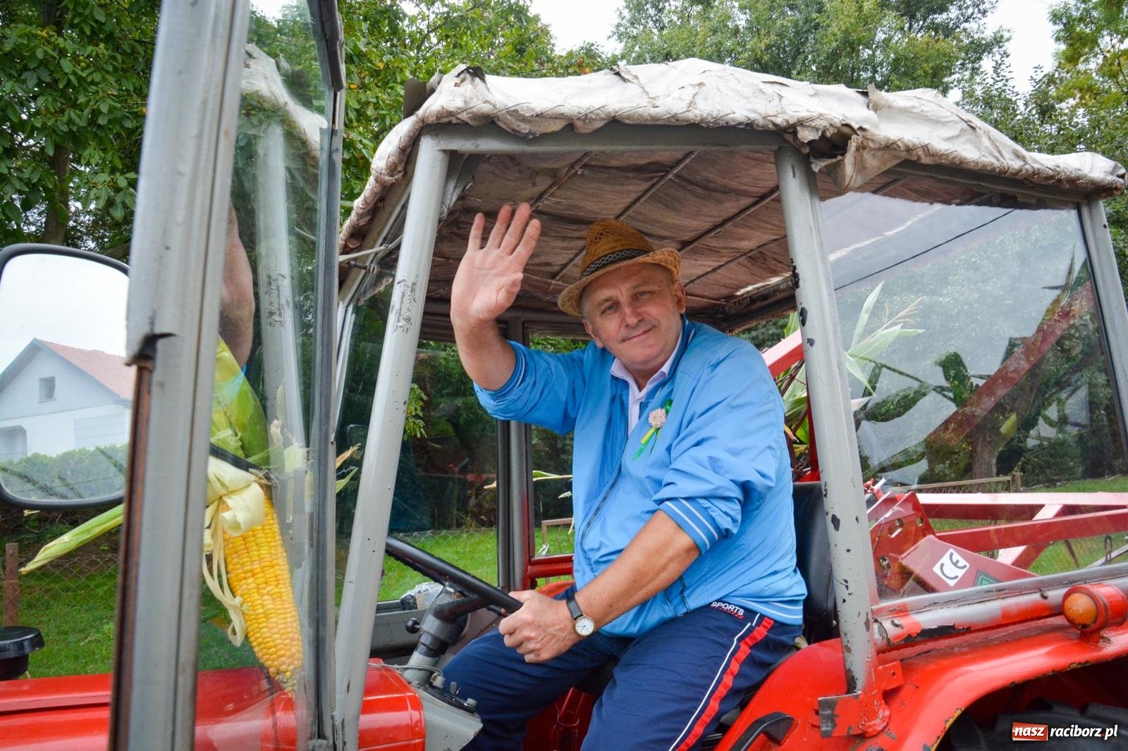 Zdjęcie w galerii na portalu naszraciborz.pl: Dożynki w Krzanowicach – kolorowy i radosny korowód [FOTO i WIDEO] wiadomości z regionu