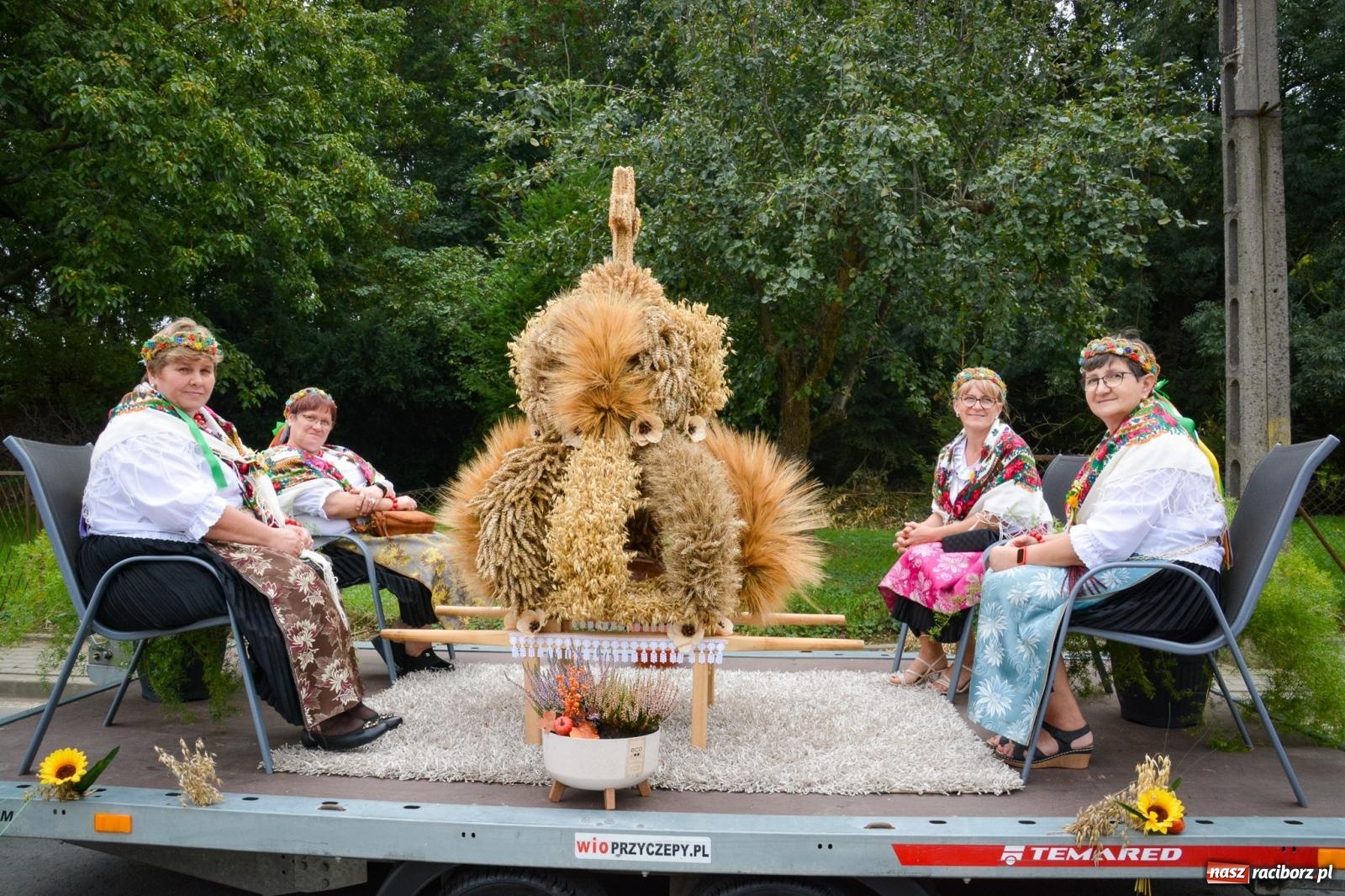 Zdjęcie w galerii na portalu naszraciborz.pl: Dożynki w Krzanowicach – kolorowy i radosny korowód [FOTO i WIDEO] wiadomości z regionu