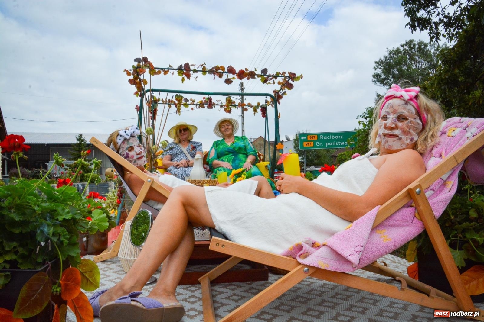 Zdjęcie w galerii na portalu naszraciborz.pl: Dożynki w Krzanowicach – kolorowy i radosny korowód [FOTO i WIDEO] wiadomości z regionu