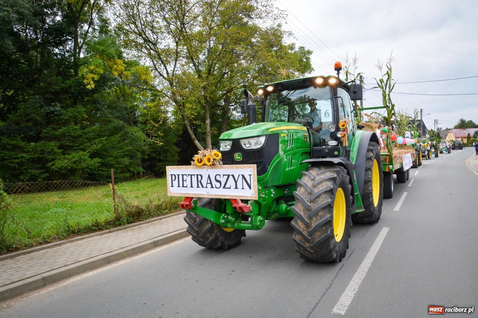 Zdjęcie w galerii na portalu naszraciborz.pl: Dożynki w Krzanowicach – kolorowy i radosny korowód [FOTO i WIDEO] wiadomości z regionu