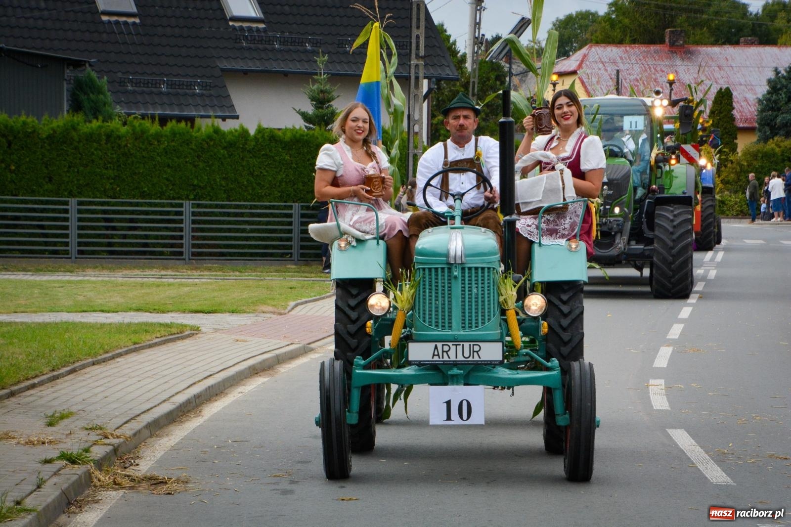 Zdjęcie w galerii na portalu naszraciborz.pl: Dożynki w Krzanowicach – kolorowy i radosny korowód [FOTO i WIDEO] wiadomości z regionu